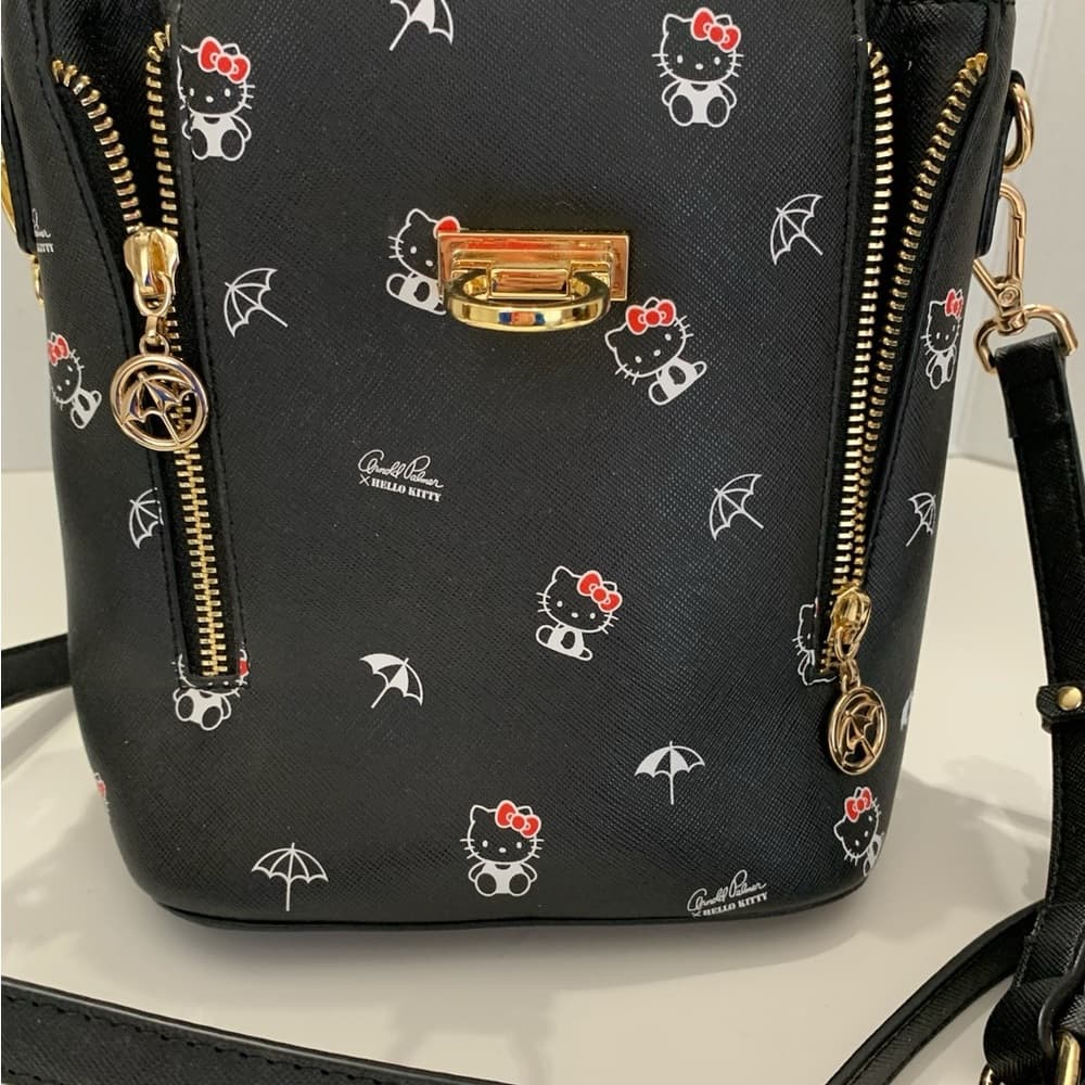 Hello Kitty X Arnold Palmer Crossbody Mini Backpack - Very RARE Limited Edition - Thumbnail 4