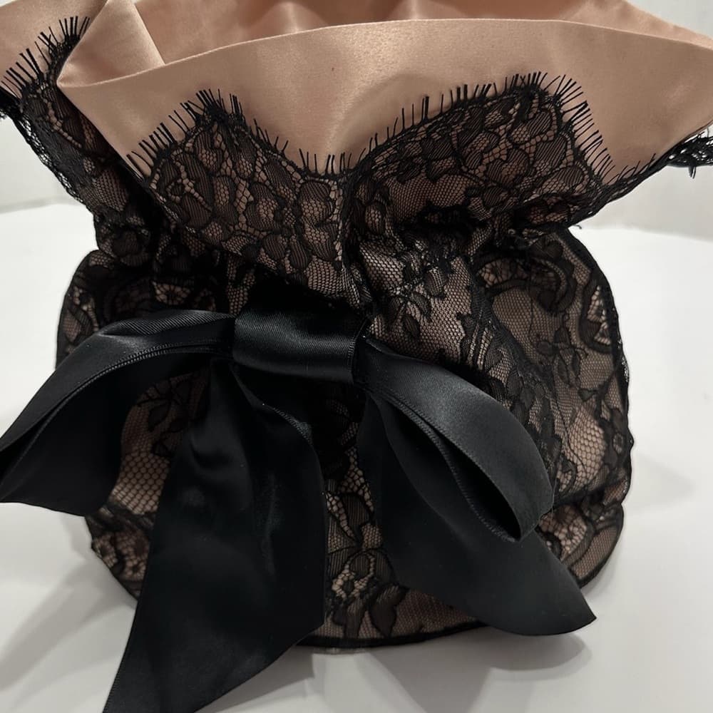 Marchesa x Beauty.com Blush Nude Satin & Black Lace Cosmetics Pouch Bag w Bow - Thumbnail 4