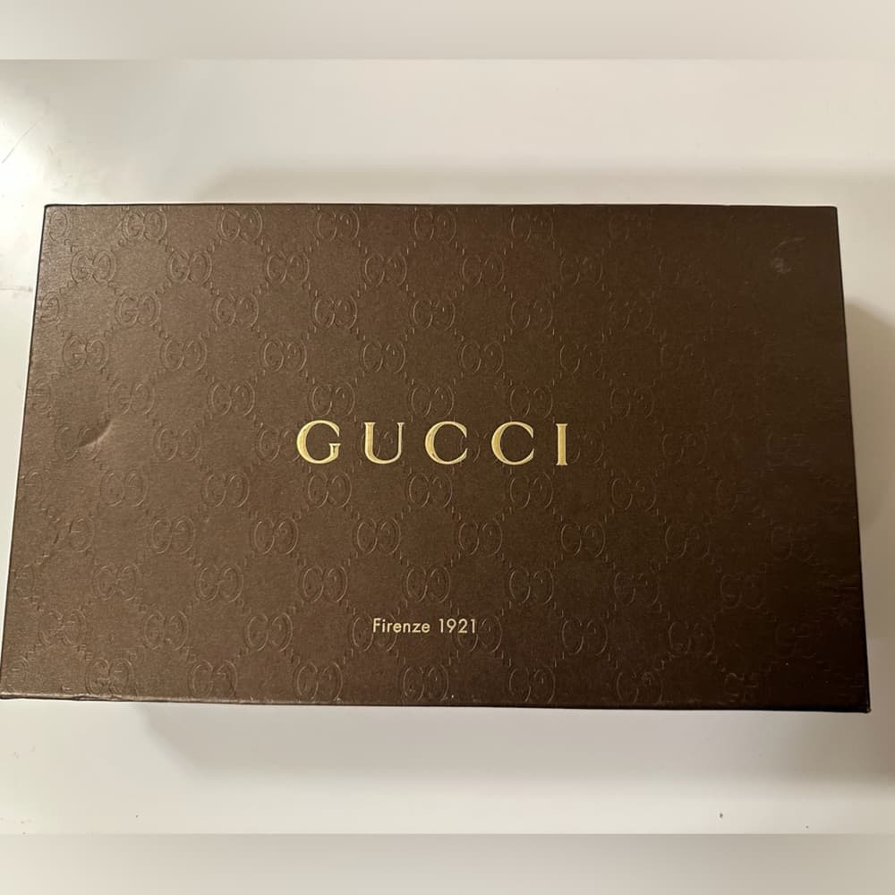Gucci Authentic Gift Box 11” x 6.5” w Tissue Classic Embossed Brown Gs Pattern - Thumbnail 10