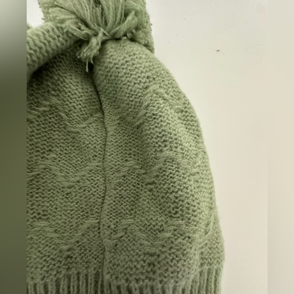 Winter Hat with Pom Pom & Mittens Set Great Cozy Gift Idea Quiet Luxury - Thumbnail 4