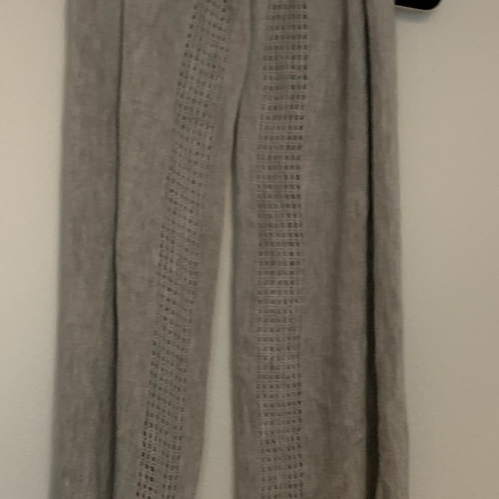 Calvin Klein Unisex Gray Soft Winter Scarf w Fringe and Logo Accent Great Gift - Thumbnail 9