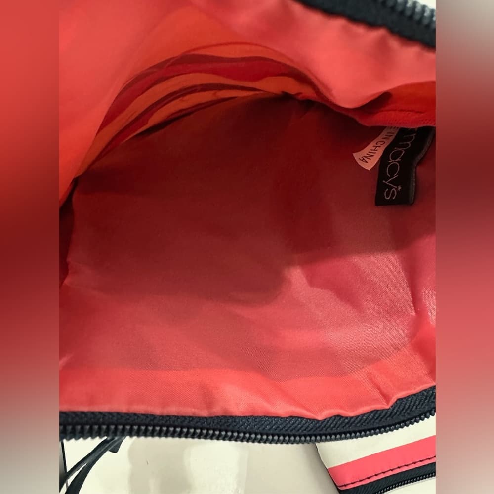 NWT Macys 2 Piece Swim Bikini / Cosmetic and Travel Bag Set - Thumbnail 6