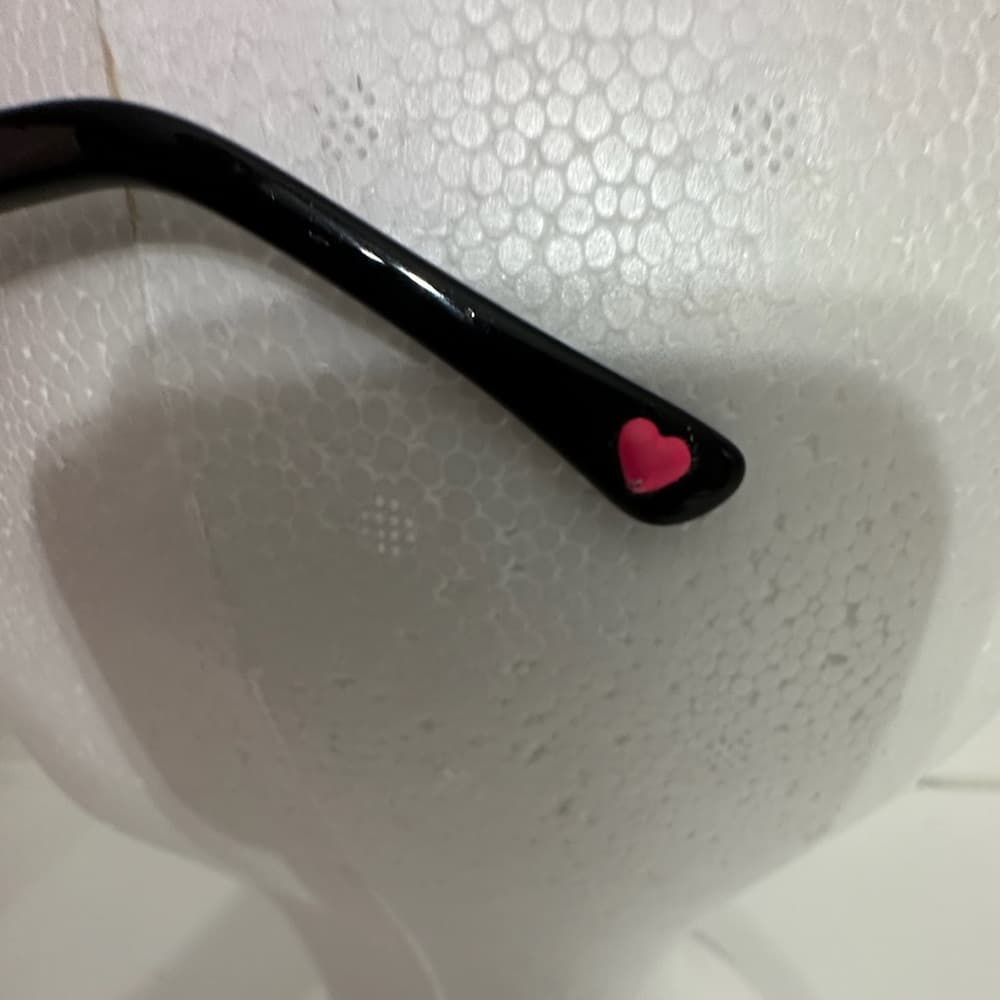 Betsey Johnson Oversized Black Sunglasses with Gradient Lenses Vintage Y2K - Thumbnail 5