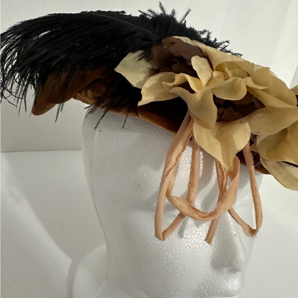 Elsie Massey Vintage Fascinator Hat w/ Flowers & Feathers | Dark Academia Royal - Thumbnail 4