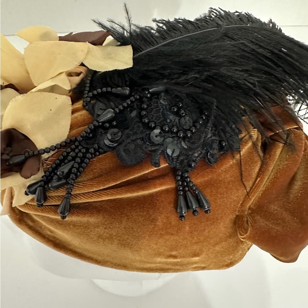 Elsie Massey Vintage Fascinator Hat w/ Flowers & Feathers | Dark Academia Royal - Thumbnail 2