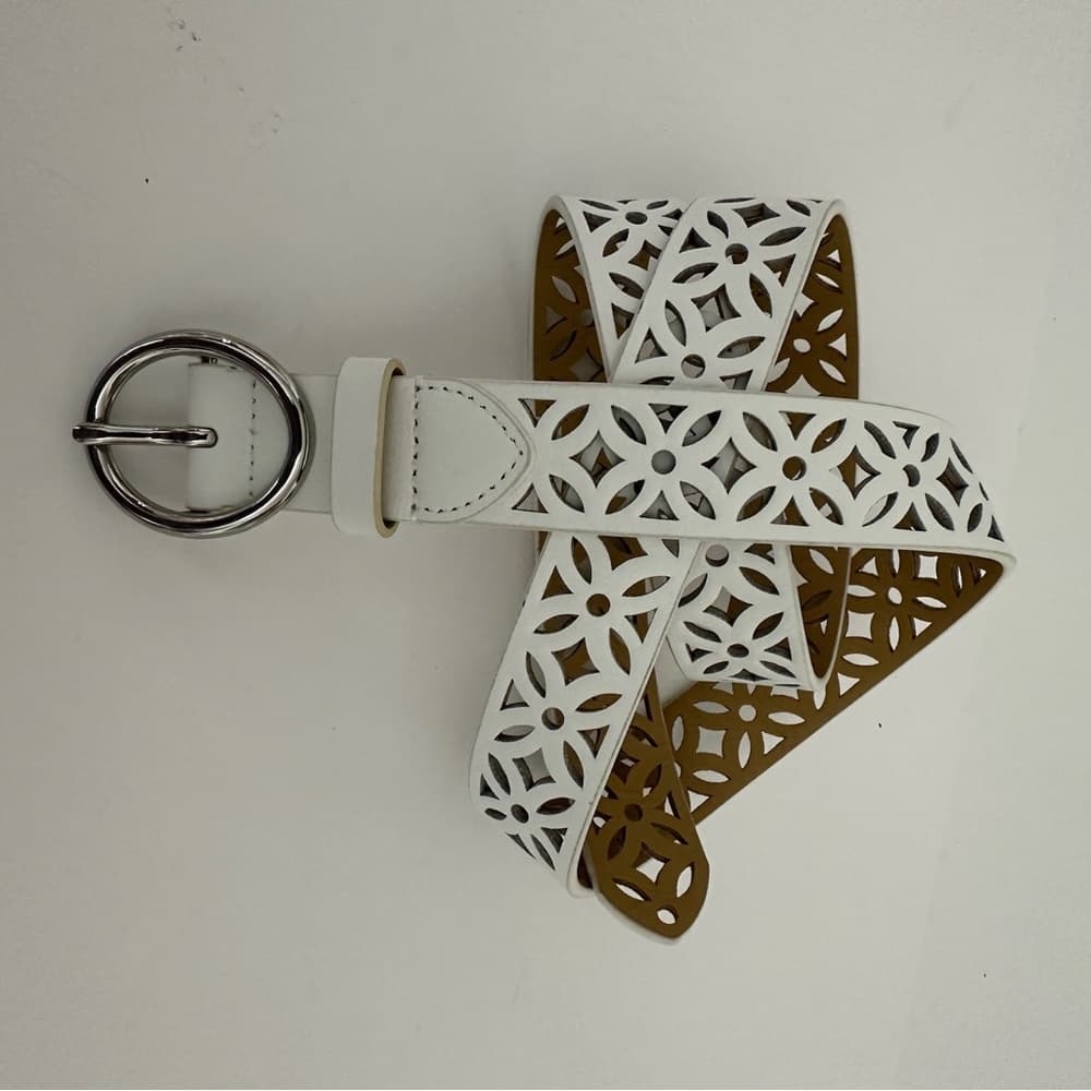 Vintage White Y2K Laser-Cut Floral Wide Belt with Silver Buckle 38” - Thumbnail 2