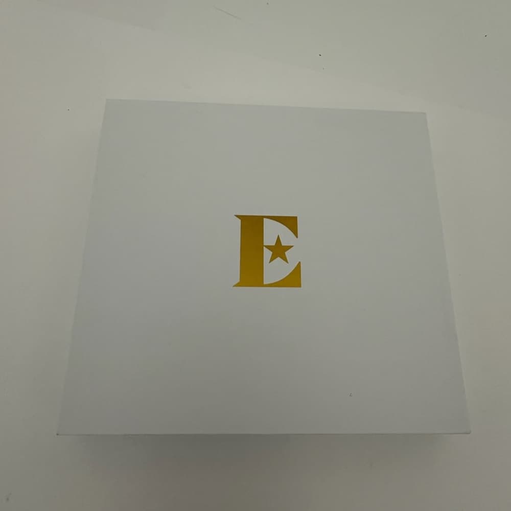 NIB Elton John Gold Passport Cover And Luggage Tag Farewell Tour VIP Gift Set - Thumbnail 6
