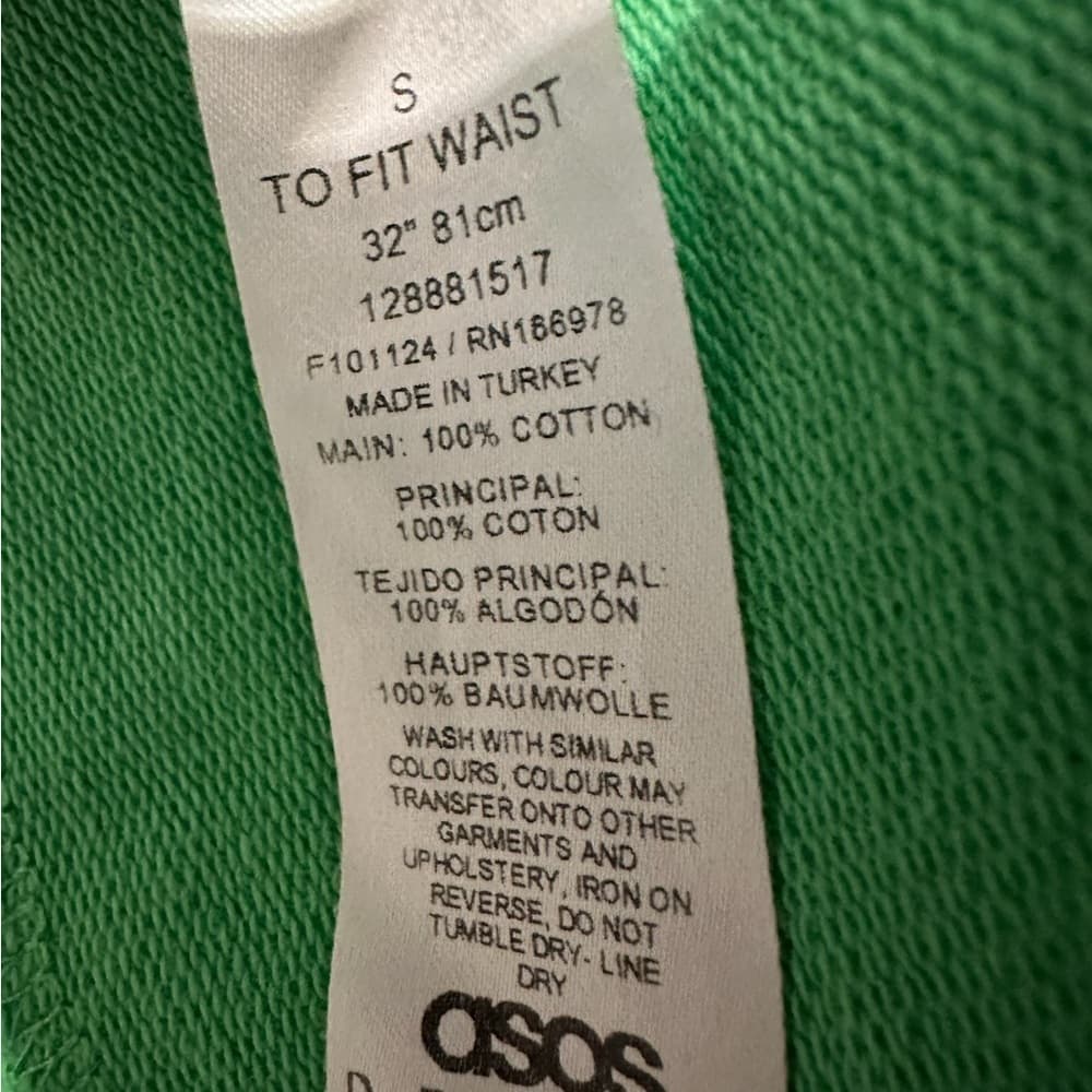 ASOS Actual Relaxed Runner Short with Apple Logo in Green Men’s Small - Thumbnail 13