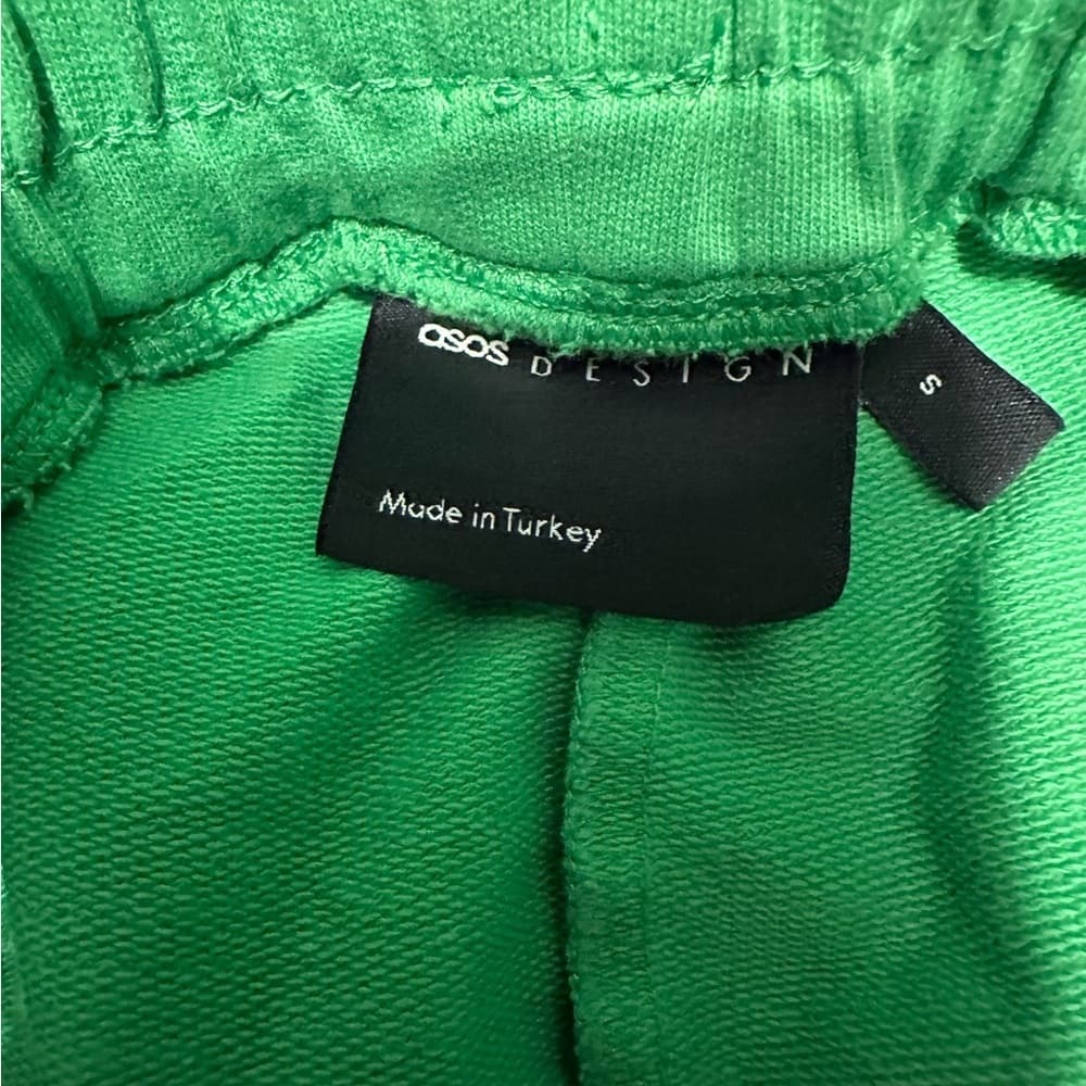 ASOS Actual Relaxed Runner Short with Apple Logo in Green Men’s Small - Thumbnail 11