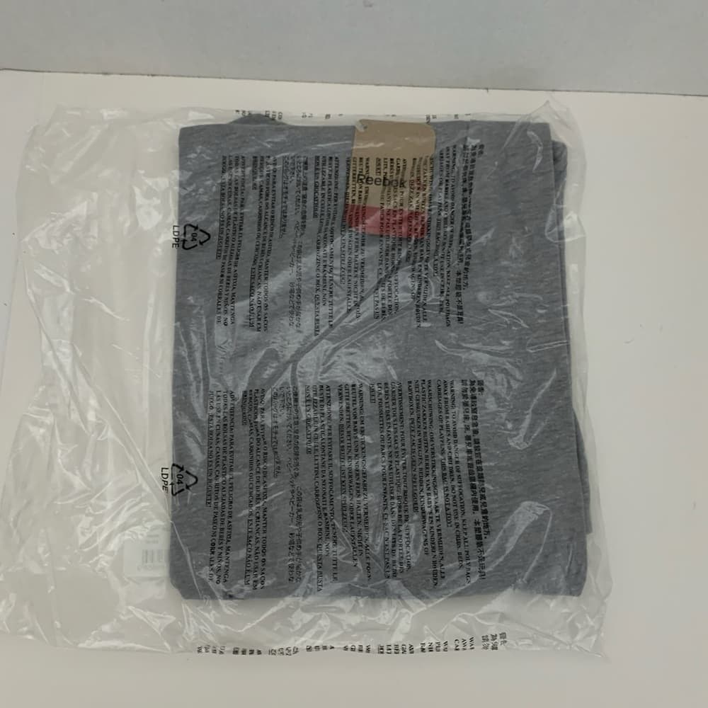 NWT Reebok UFC Conor McGregor Notorious Gold Emblem Graphic Tee Gray VNeck Large - Thumbnail 9