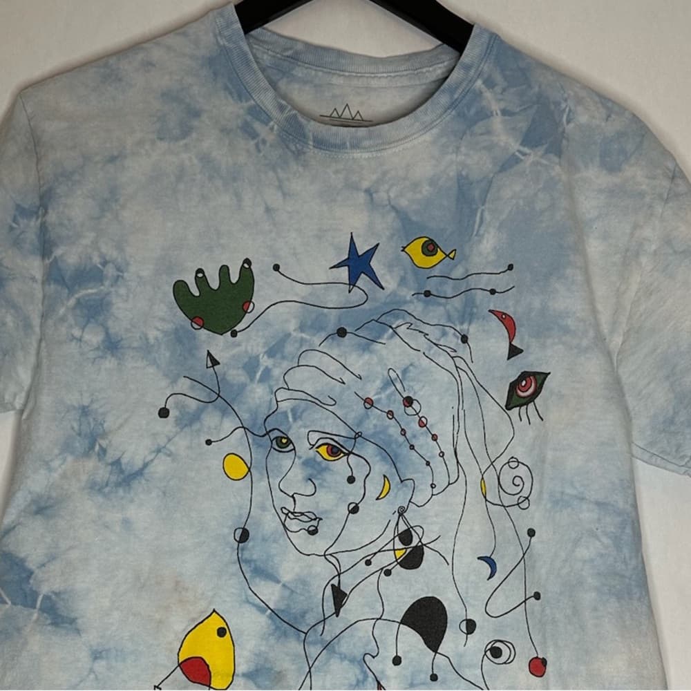 Altru Apparel Girl with Pearl Earring Modern Art Tie Dye T-Shirt Tee Size Medium - Thumbnail 9