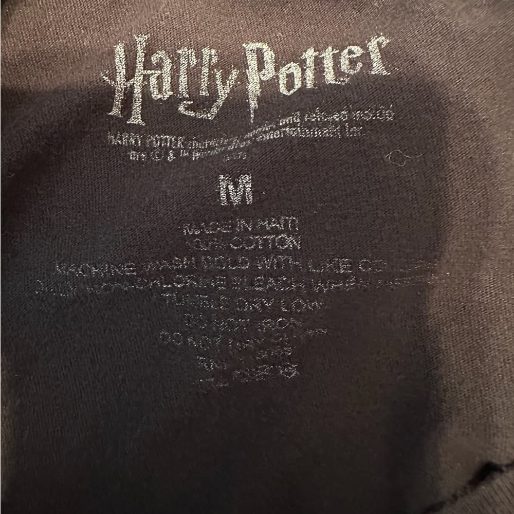 Harry Potter Gryffindor Lion Crest Black Graphic Tee Shirt Size Medium