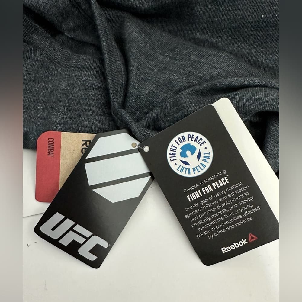 NWT Reebok UFC Conor McGregor Graphic Tee Notorious Black Heather Size Large - Thumbnail 7