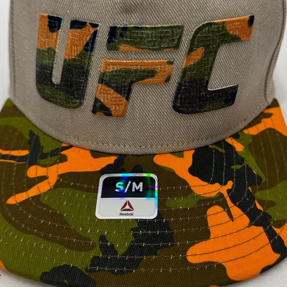 UFC X Reebok Camo Khaki Orange Flat Brim Flex SnapBack Hat RARE LE Deadstock S/M - Thumbnail 3