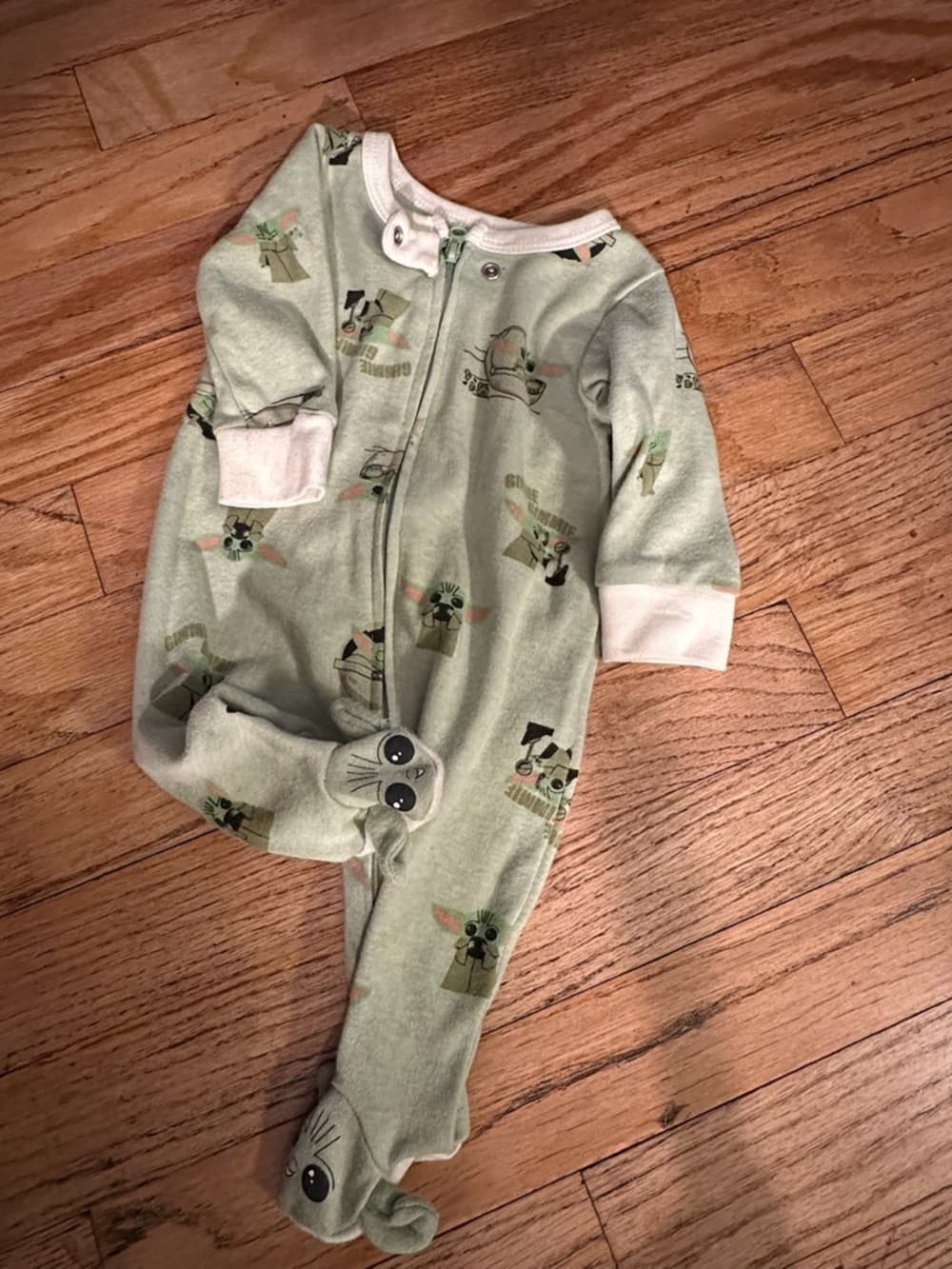 Star Wars Baby Yoda Grogu Footed Sleeper Pajamas Green 3M One Piece Onsie 3 Mon - Thumbnail 2