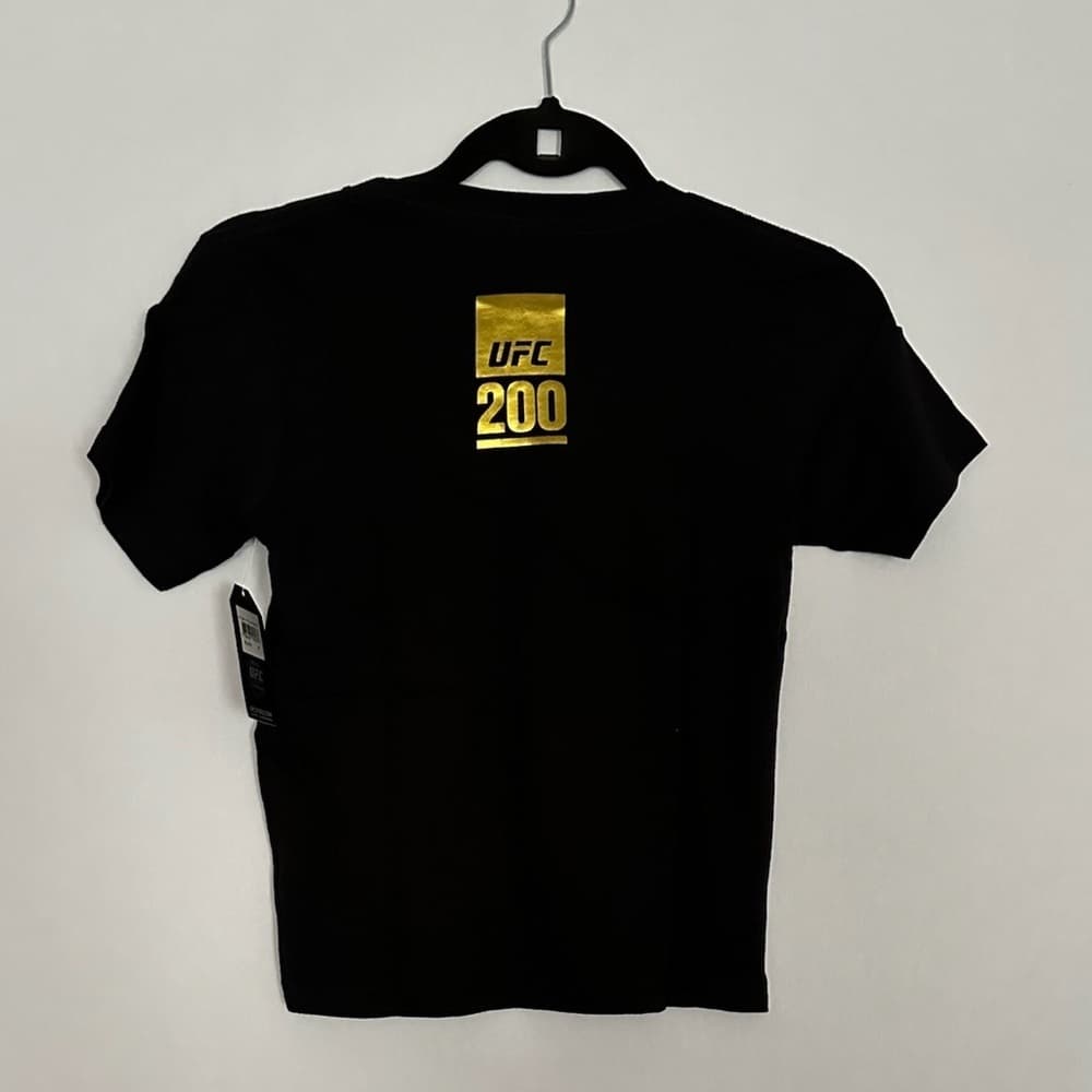 NWT UFC 200 KIDS Three Title Fights Deadstock Tee Cormier Jones Tate Nunes Edgar - Thumbnail 4