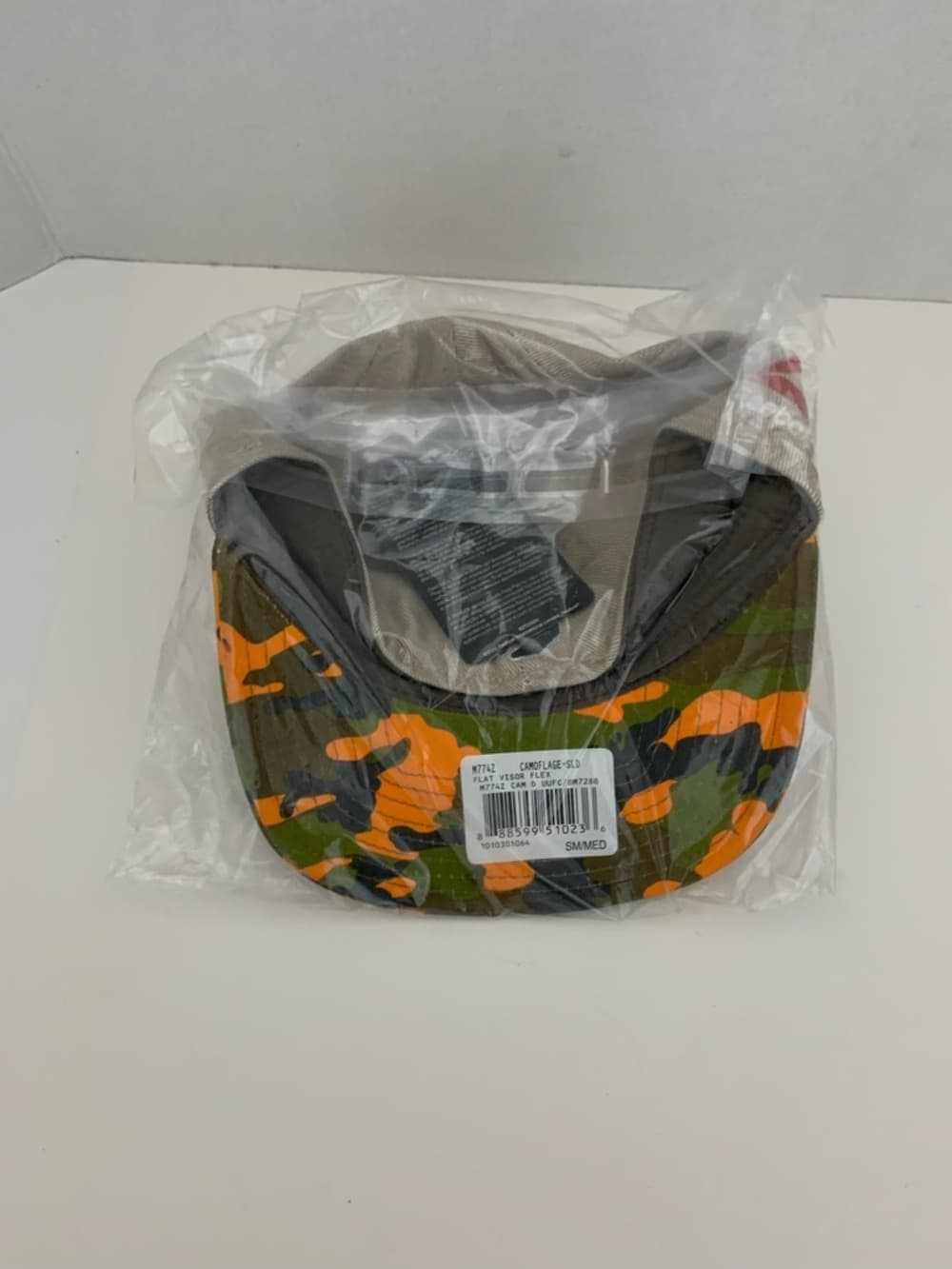 UFC X Reebok Camo Khaki Orange Flat Brim Flex SnapBack Hat RARE LE Deadstock S/M - Thumbnail 13