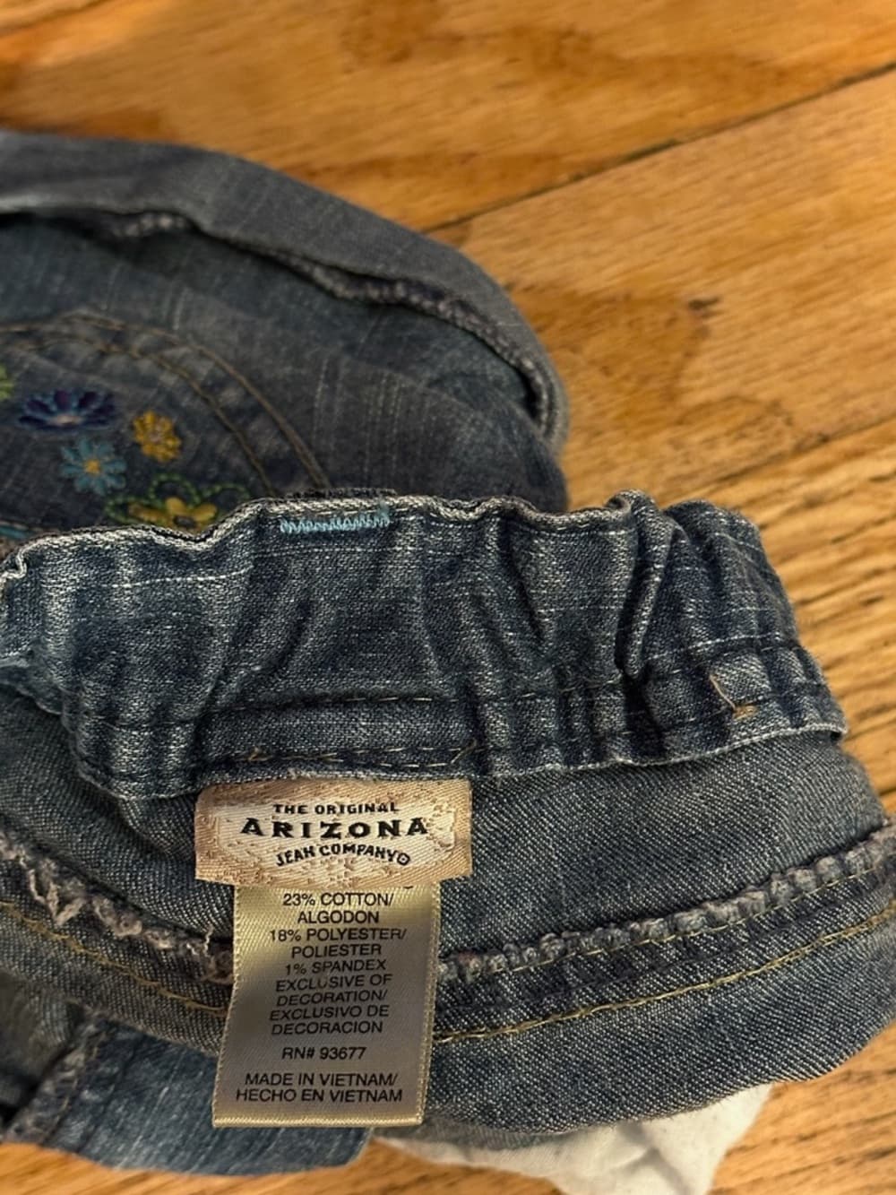 Arizona Jean Co Embroidered Floral Denim Shorts Size 2T Bohemian Flower Child - Thumbnail 3