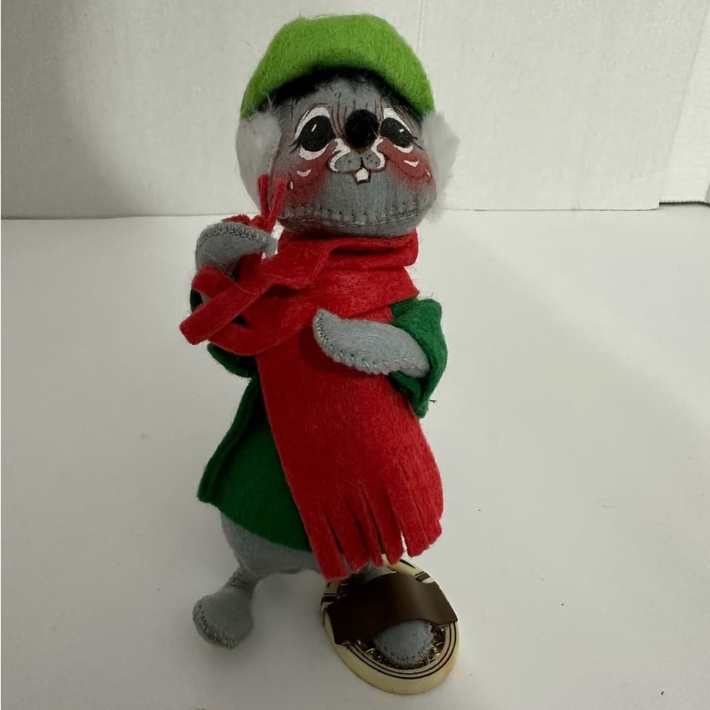 Annalee Vintage Felt Mouse Snowshoe Ice Skating Christmas Figurine Gift SEE NOTE - Thumbnail 7