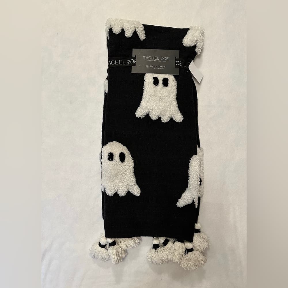 NWT Rachel Zoe Halloween Throw Blanket Black Tufted Ghosts Tassel Cottagecore - Thumbnail 6