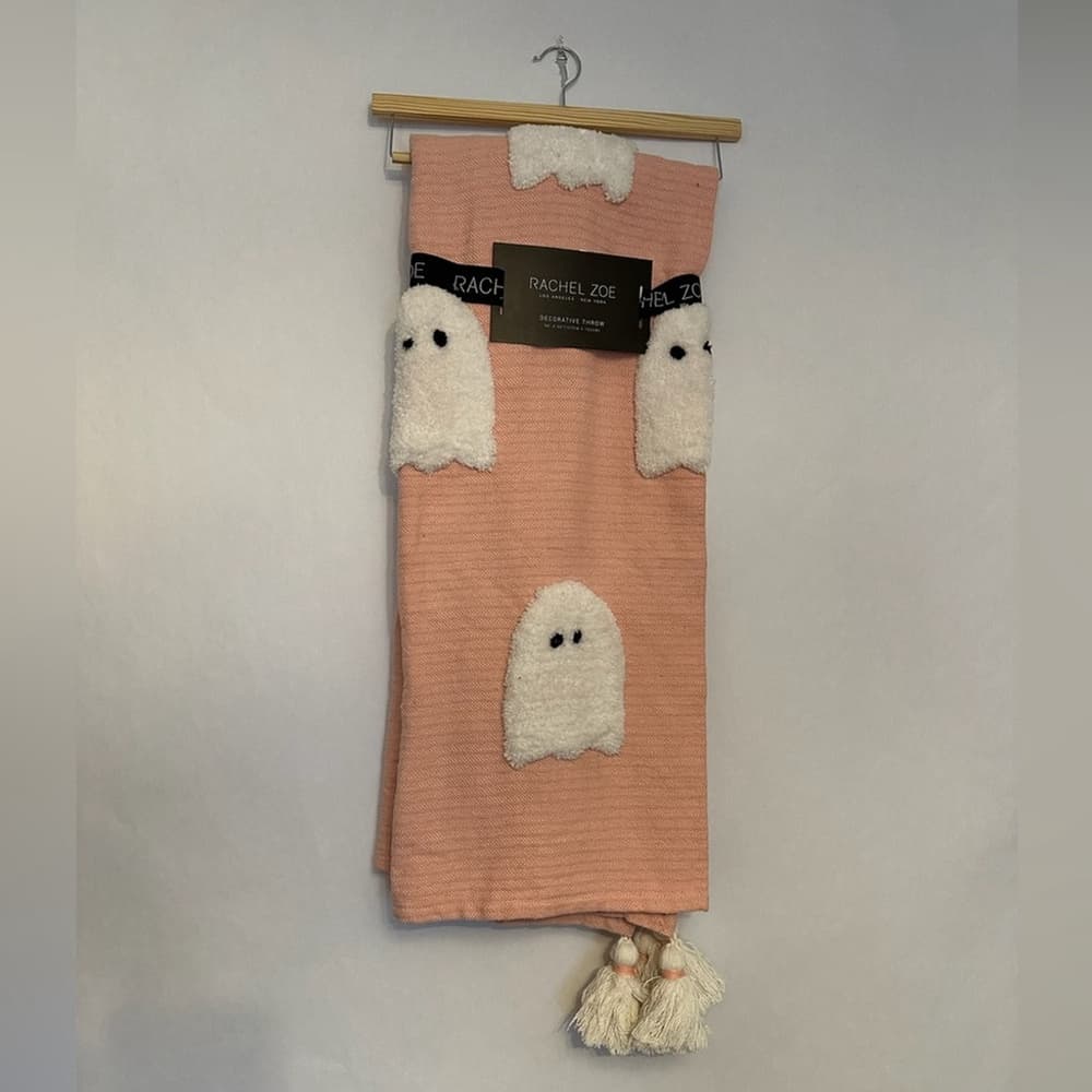 NWT Rachel Zoe Halloween Throw Blanket Tufted Ghosts with Tassel Cottagecore