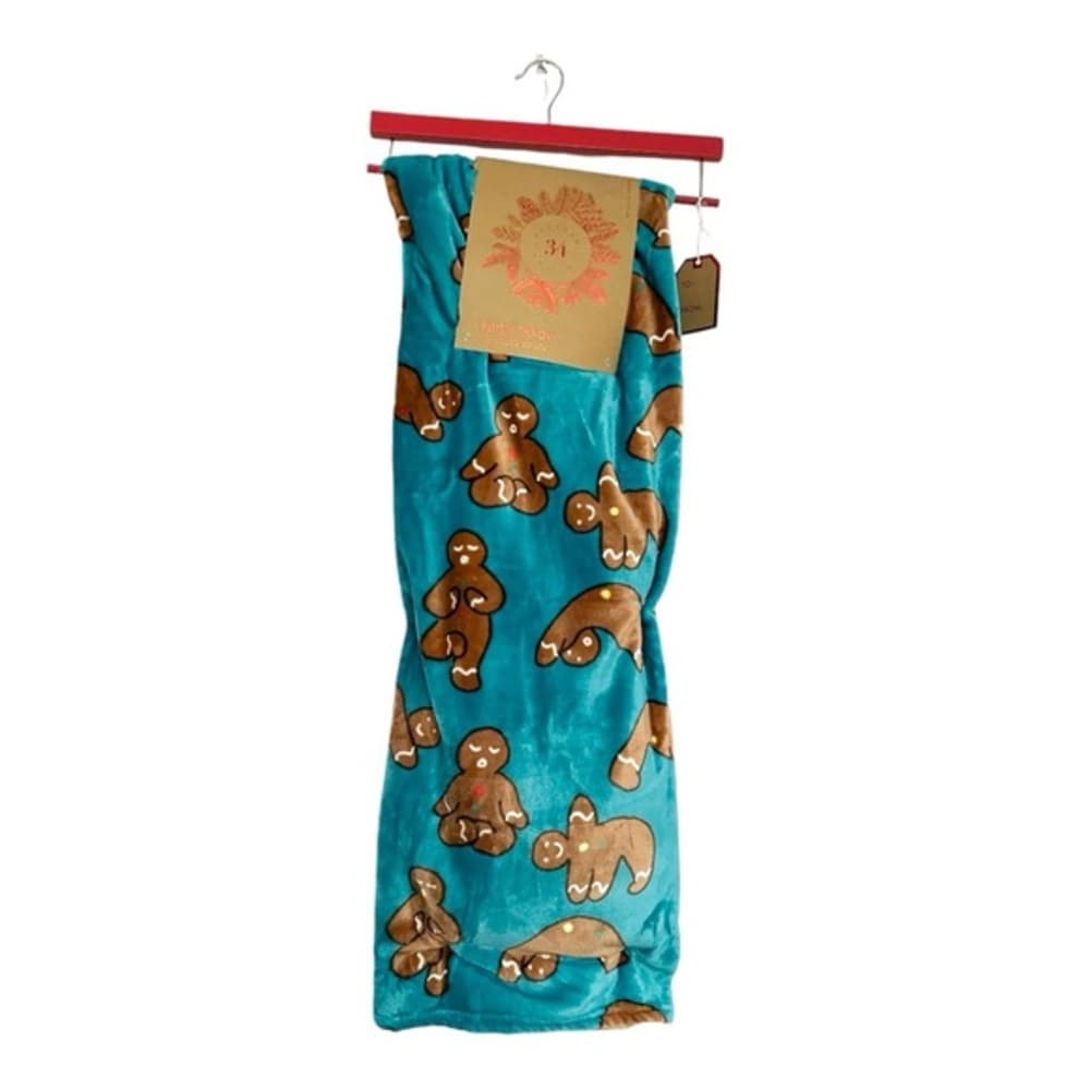 NWT 34 Artisan Gingerbread Man Yoga Plush Throw Blanket Holiday Gift Idea Cozy - Thumbnail 8