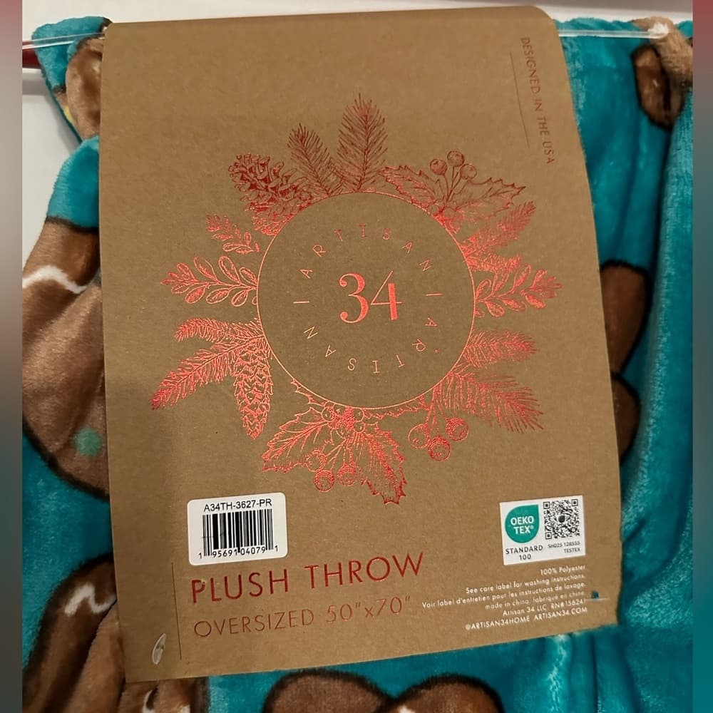 NWT 34 Artisan Gingerbread Man Yoga Plush Throw Blanket Holiday Gift Idea Cozy - Thumbnail 3