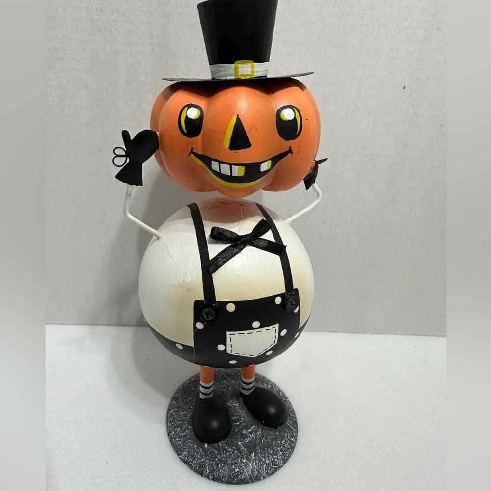 NEW Halloween Pumpkin "Floating" Bobble Head Rustic Spooky Home Accent Decor