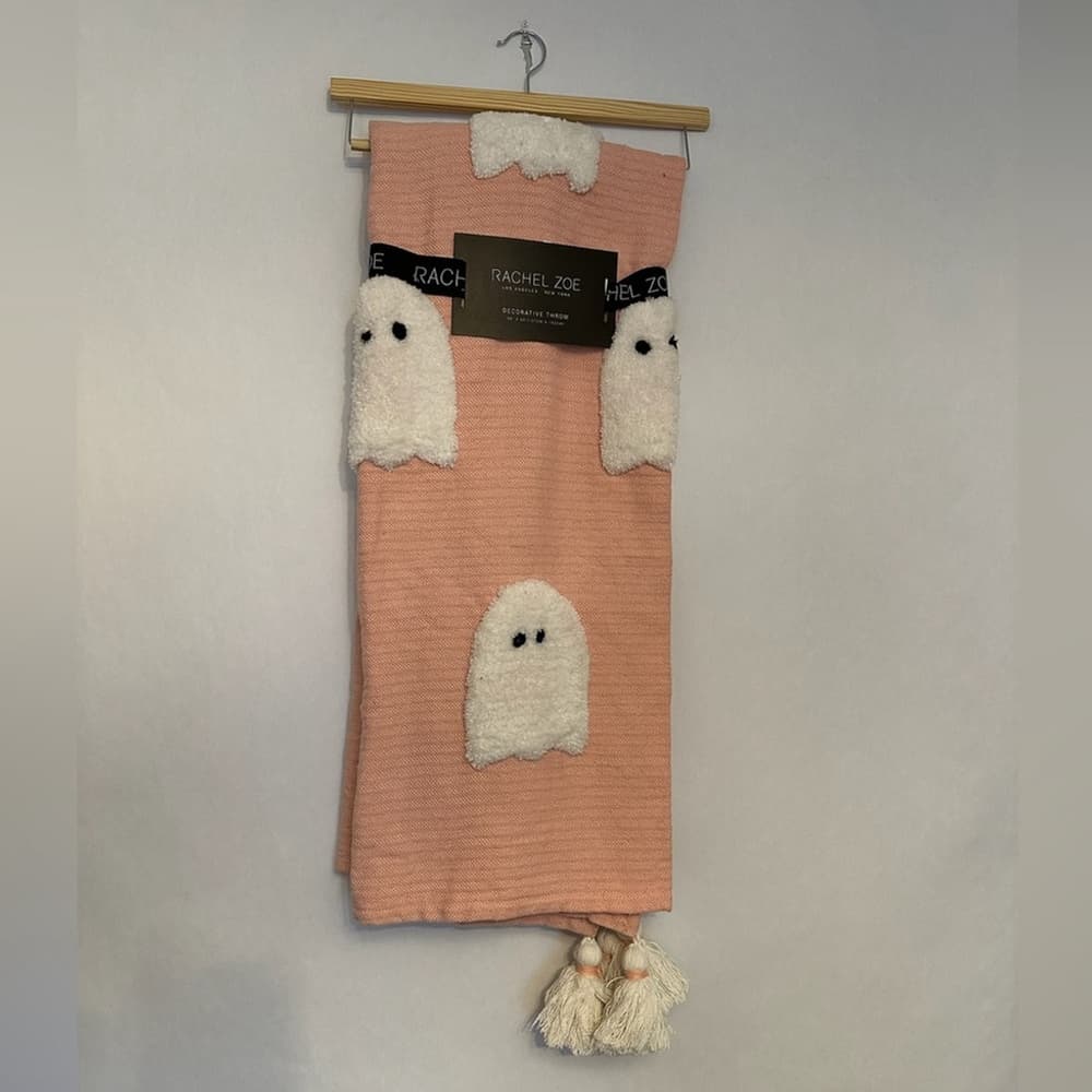NWT Rachel Zoe Halloween Throw Blanket Tufted Ghosts with Tassel Cottagecore - Thumbnail 4