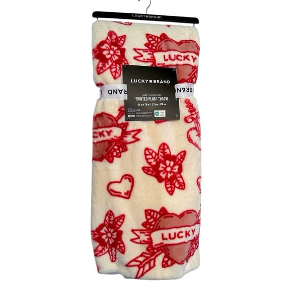 NWT Lucky Brand Tattoo Print Red Cream Plush Throw Blanket Valentine’s Day - Thumbnail 6