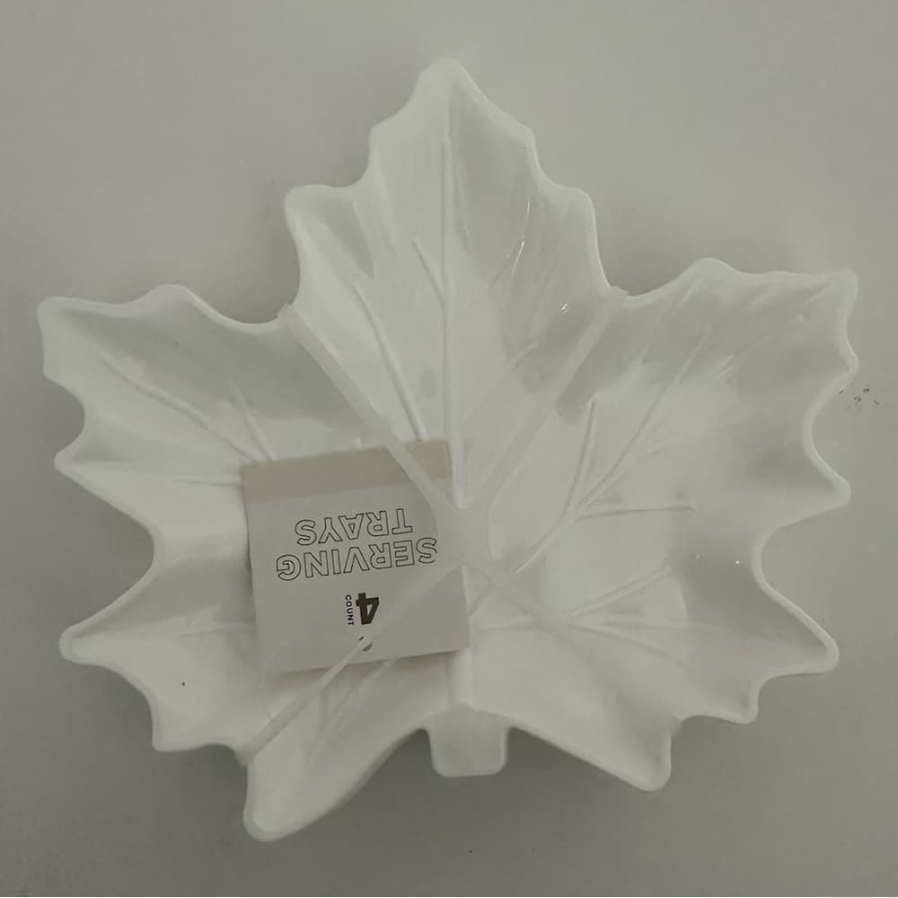 NWT White Maple Leaf Shaped Serving Trays Set of 4 Autumn Fall Decor