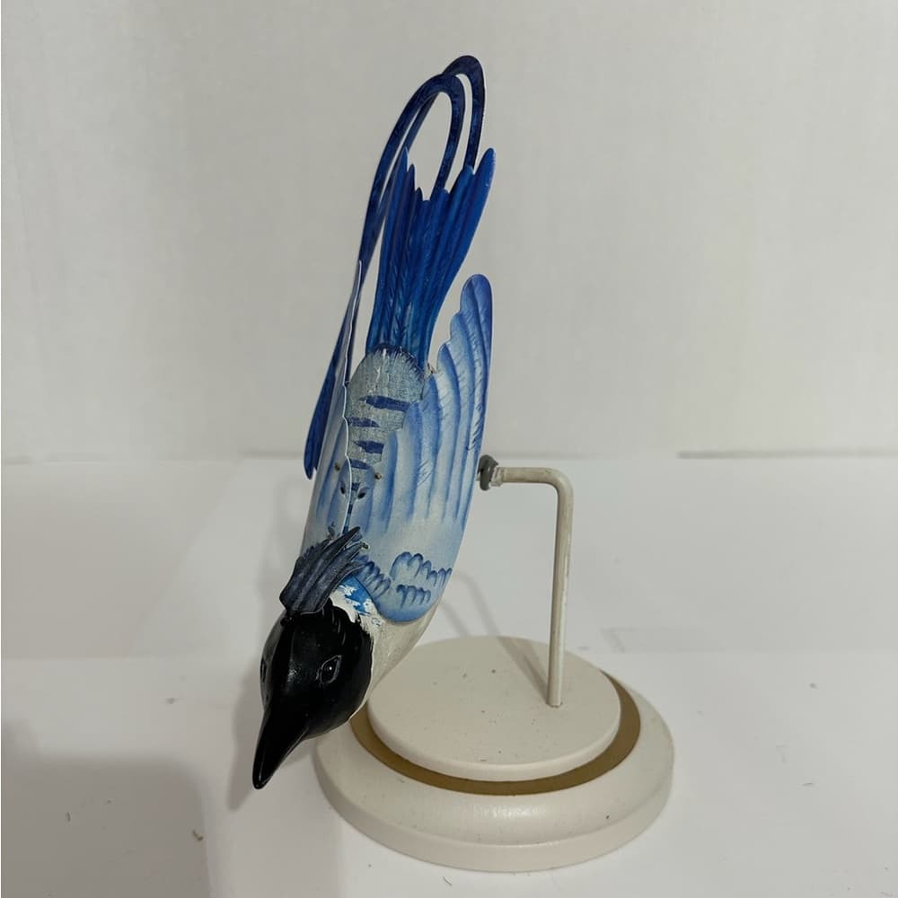 NWT Ashland French Manor Metal Bird Sculpture Perched Stand Figurine Decor