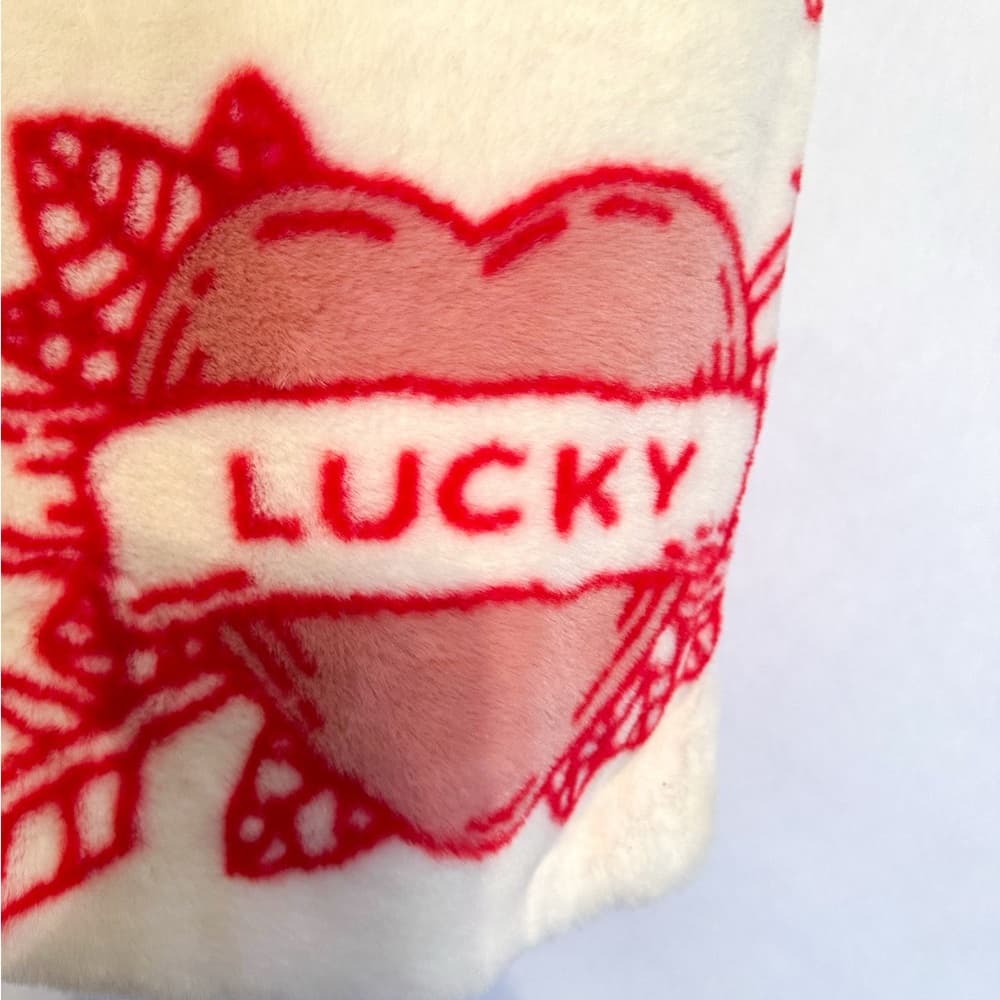 NWT Lucky Brand Tattoo Print Red Cream Plush Throw Blanket Valentine’s Day - Thumbnail 4