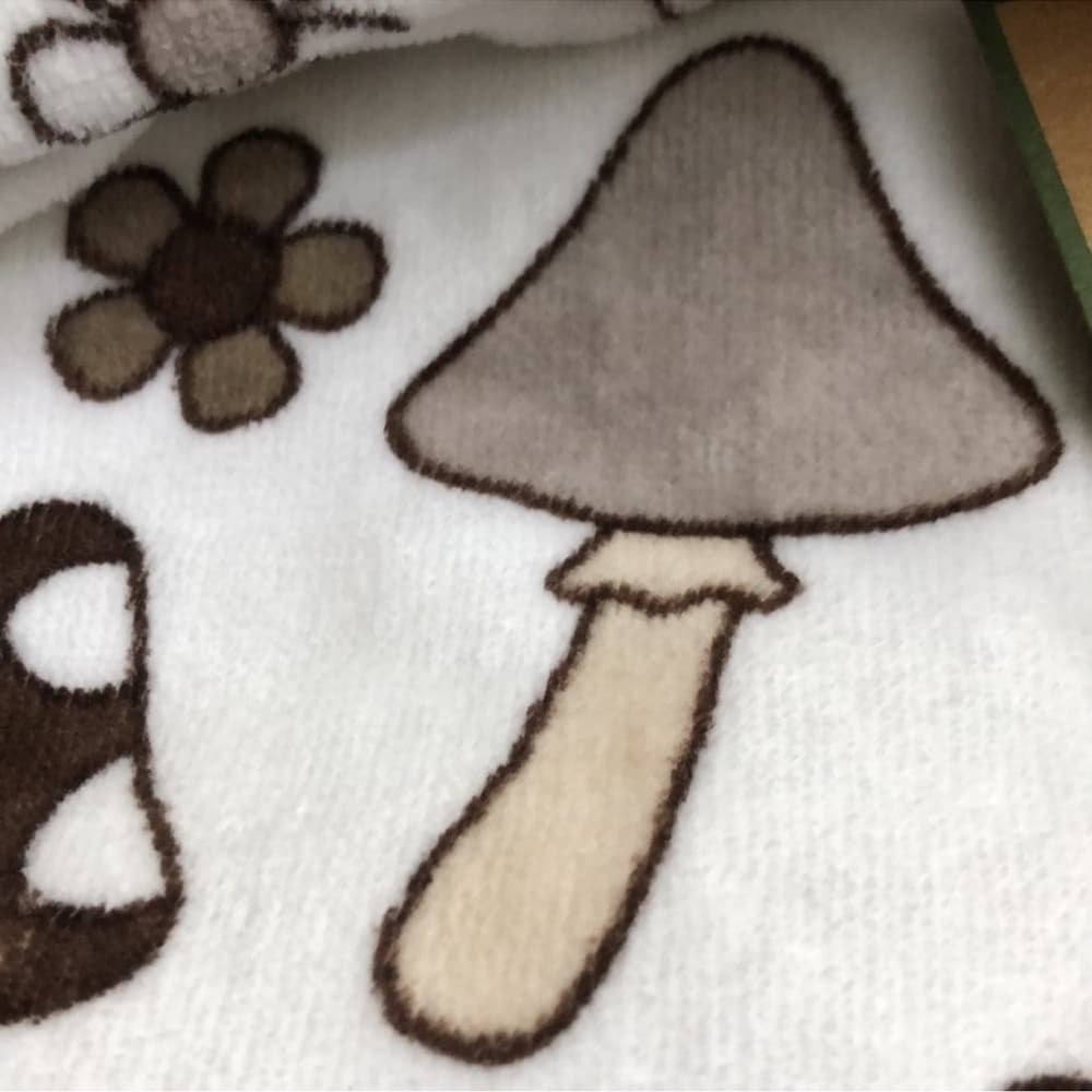 NWT Deborah Connolly Mushroom Bath and Hand Towel Set of 4 Cottagecore Fae Decor - Thumbnail 9