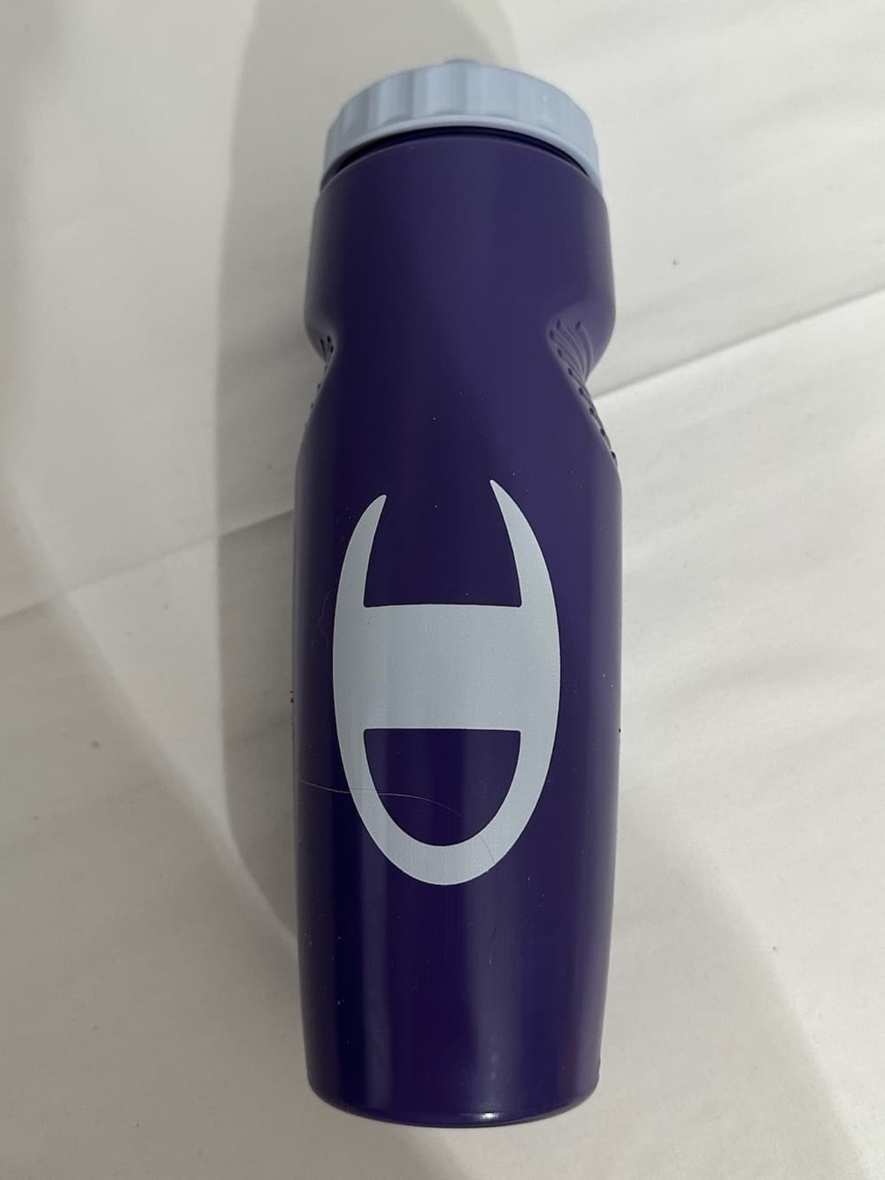 NWT Champion Quench Squeeze Bottle Purple 24oz Water Sports Gym Workout Gear