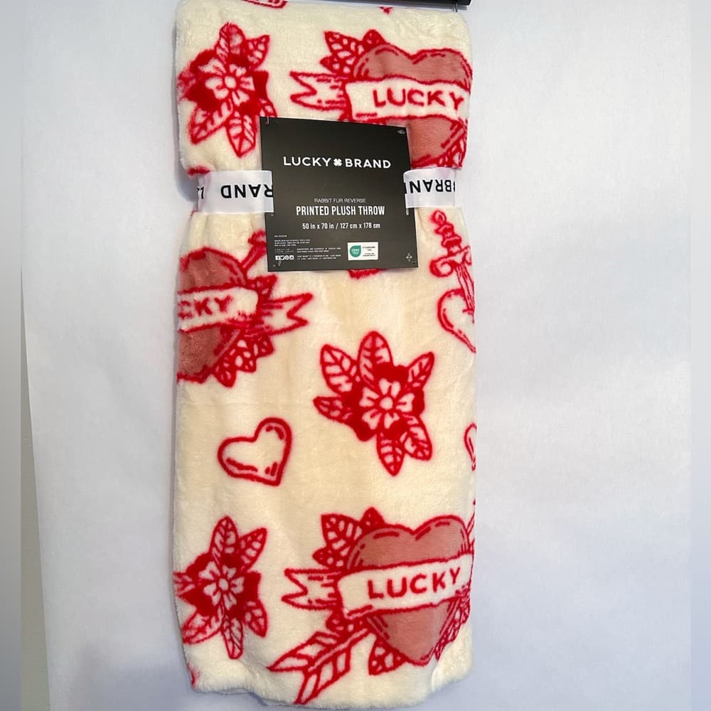NWT Lucky Brand Tattoo Print Red Cream Plush Throw Blanket Valentine’s Day - Thumbnail 2