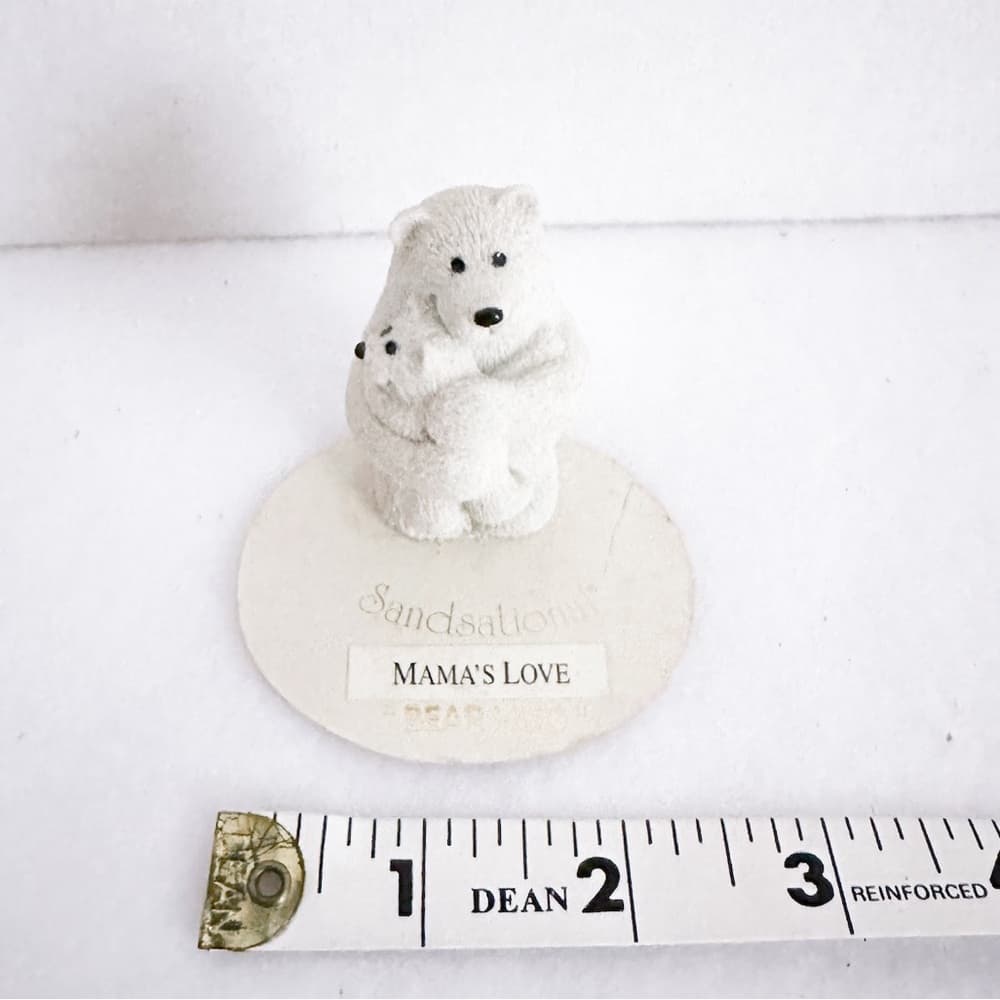Sandsational Mama’s Love “Bear Hug” Polar Bear Figurine Vintage Gift for Mom - Thumbnail 8