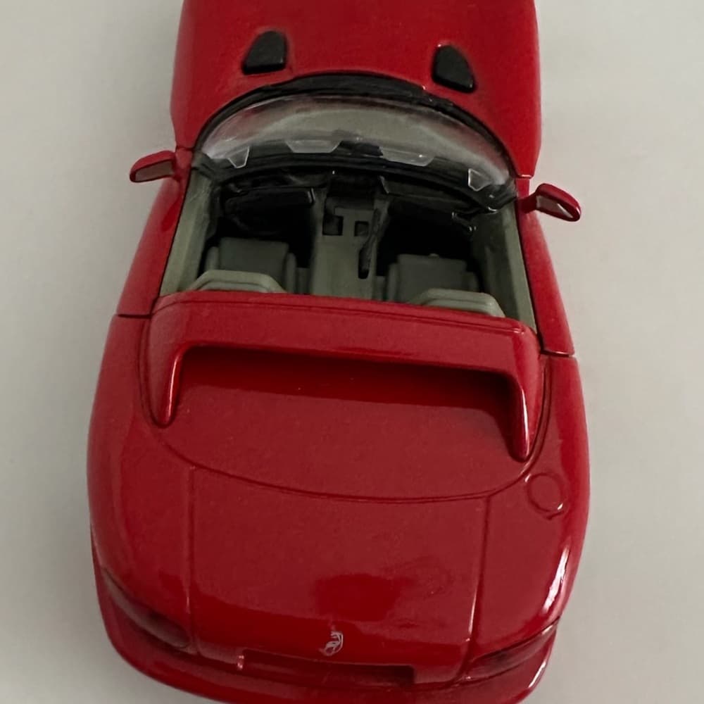 Burago Red Dodge Viper Diecast Convertible RT/10 1992 1:18 Model Car Collectible - Thumbnail 4