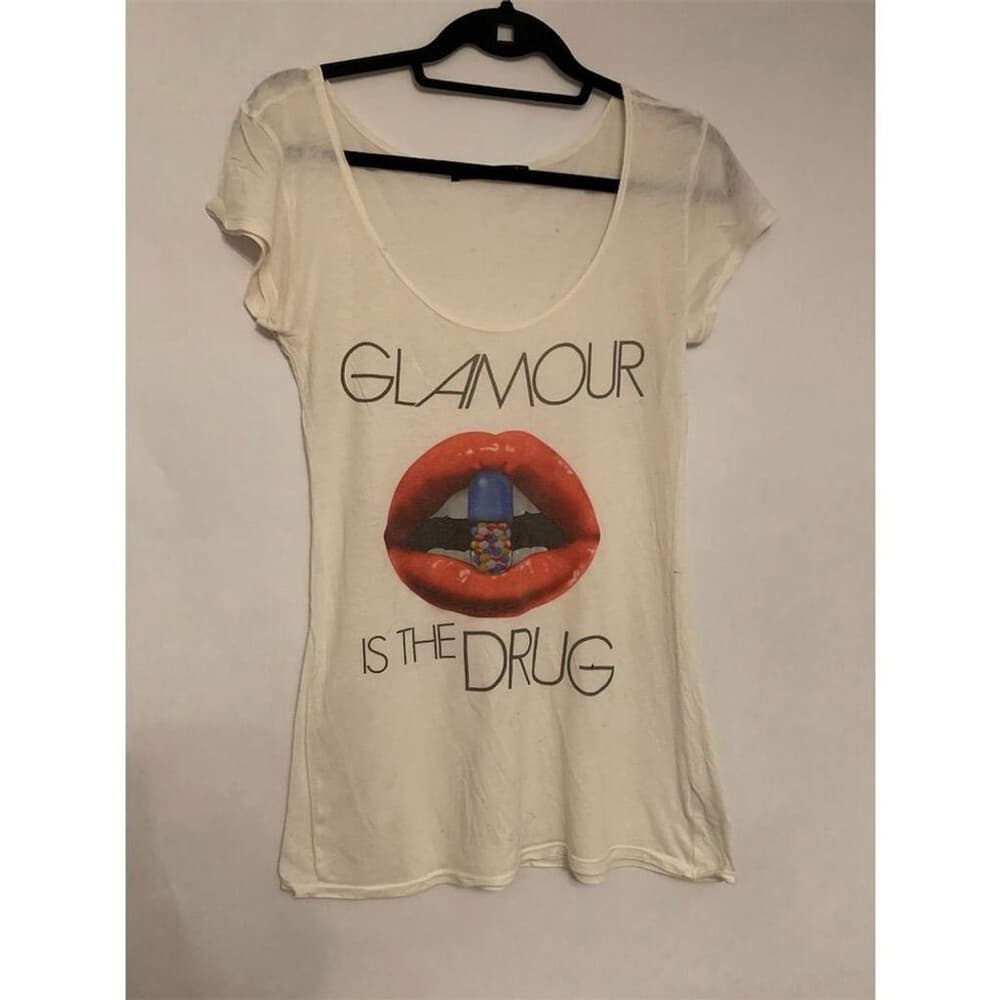 Trash & Luxury M Graphic Tee "Glamour is the Dr*g" Short Sleeve Vintage Y2K Lips - Thumbnail 7