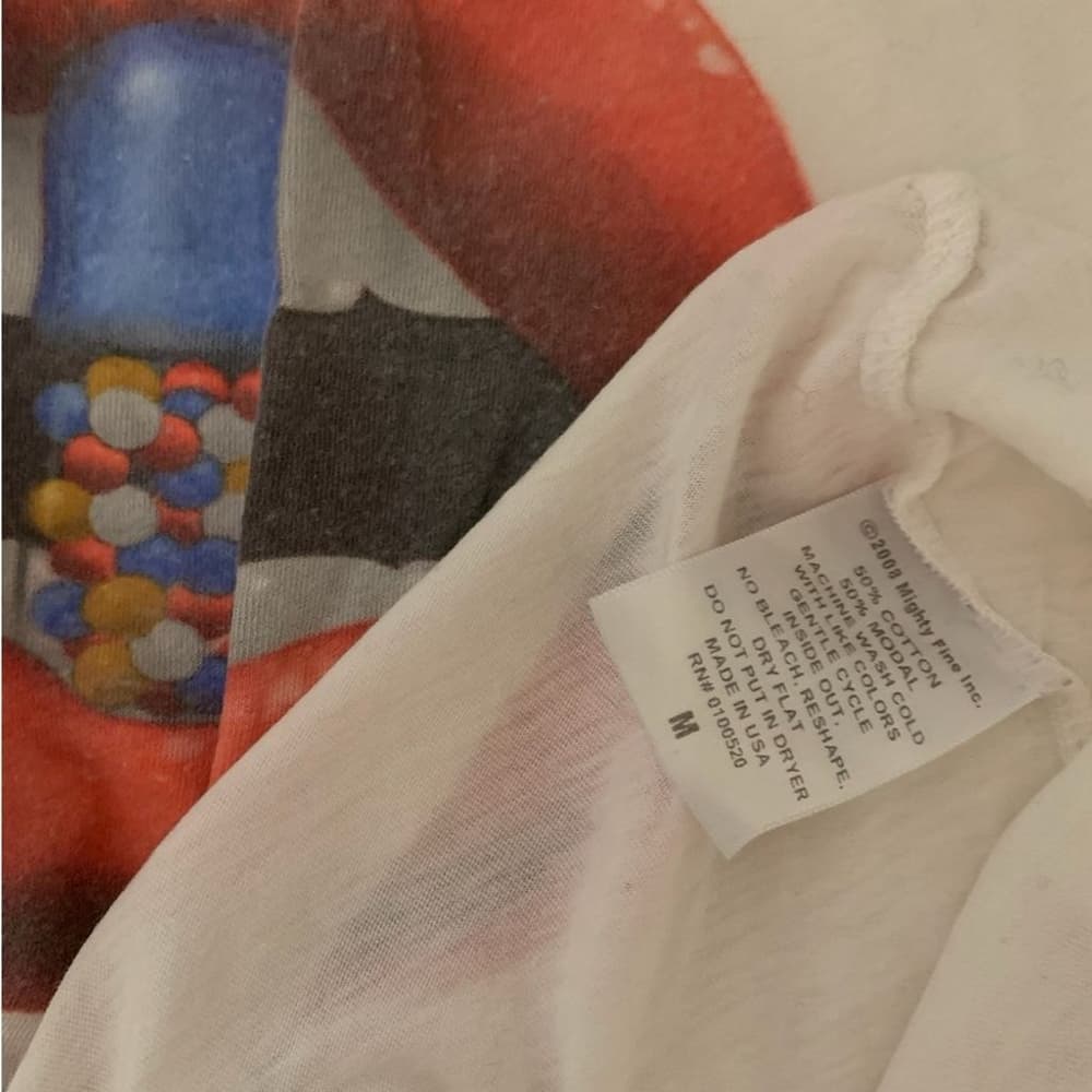 Trash & Luxury M Graphic Tee "Glamour is the Dr*g" Short Sleeve Vintage Y2K Lips - Thumbnail 8
