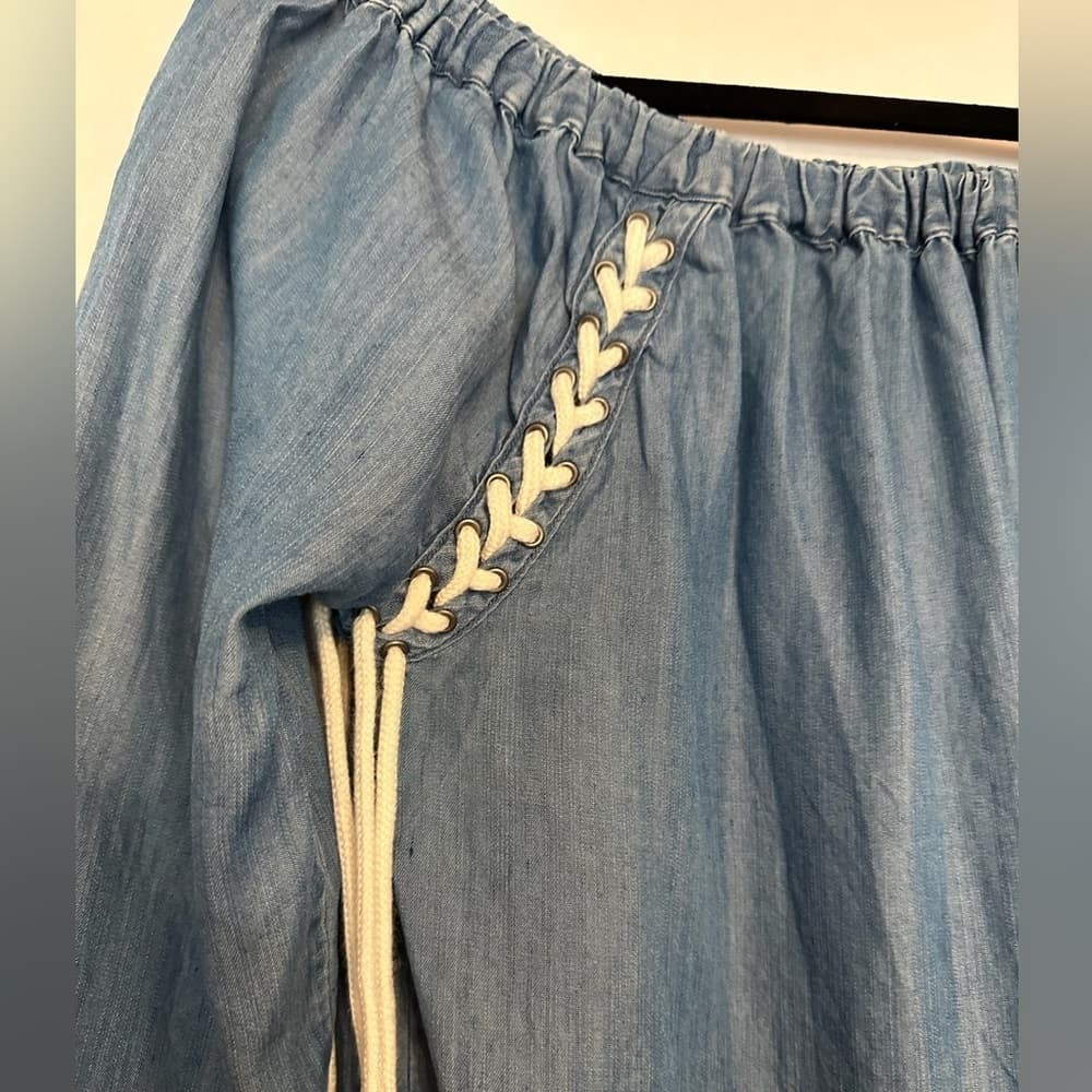 Billy T Faded Denim On or Off-Shoulder Lace-Up Tunic Size Small Western Cowgirl - Thumbnail 3