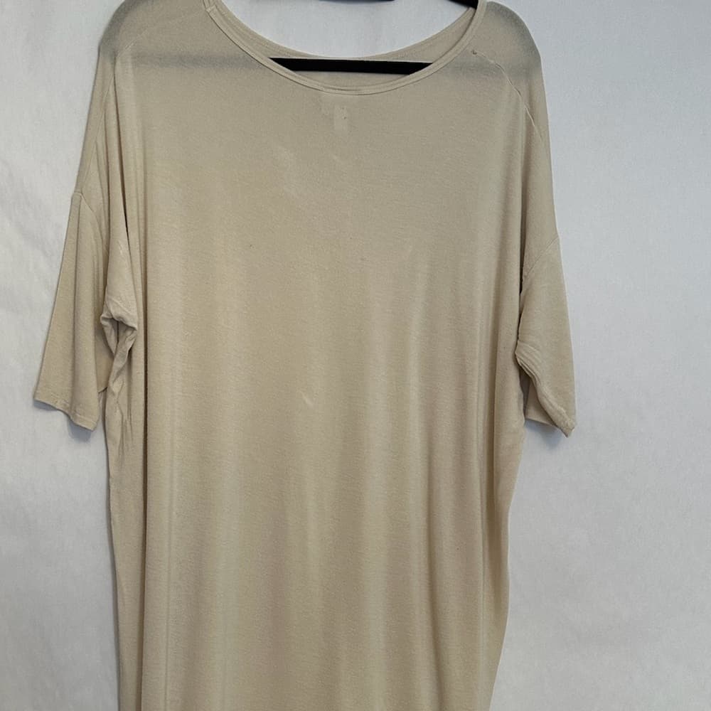 LuLaRoe Irma Tunic Top Cream Solid High Low Minimalist Medium Neutral Loungewear - Thumbnail 7