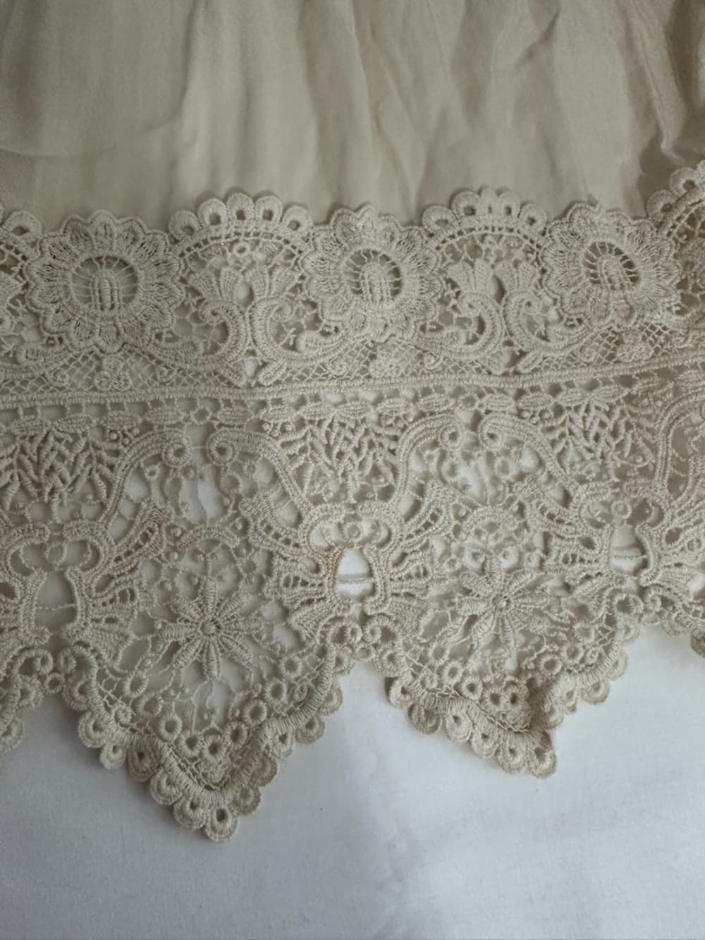 Cupio Cream Boho Lace Handkerchief Hem Bell Sleeve Tunic Top See Measurements - Thumbnail 6