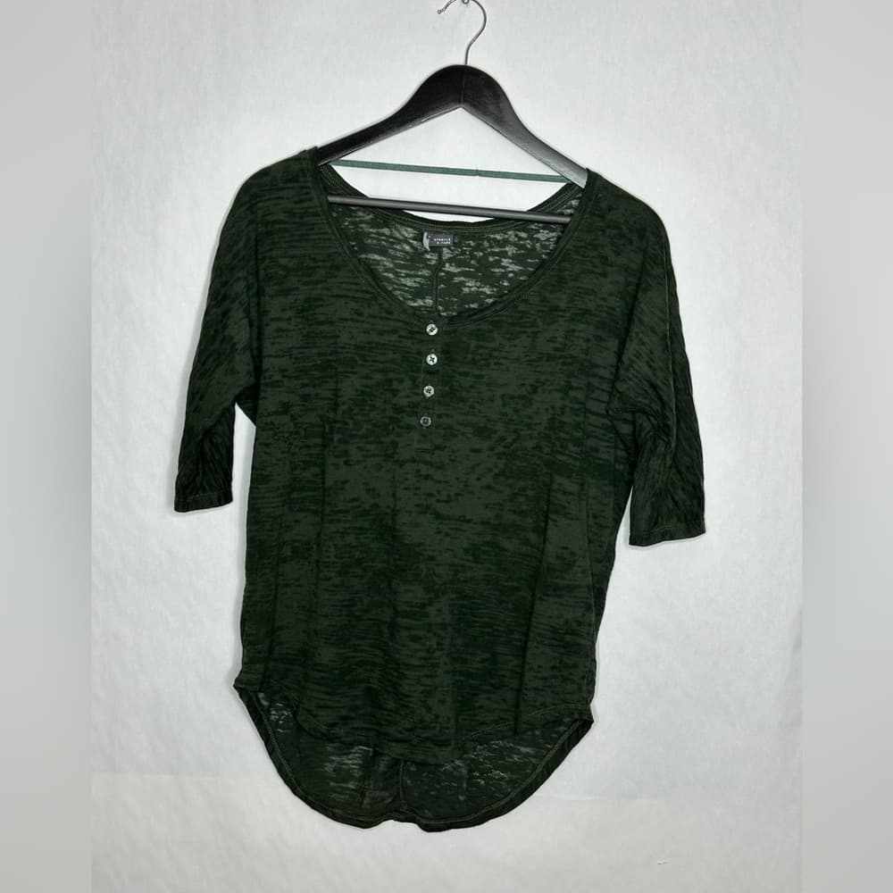Sparkle & Fade Olive Burnout Henley 3/4 Sleeve High Low Top Size Small - Thumbnail 4