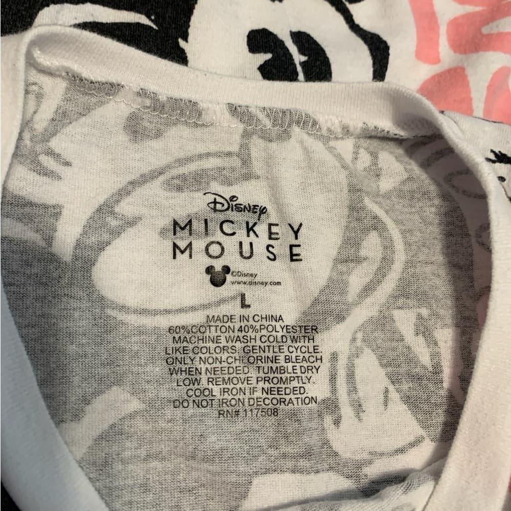 Disney Mickey Mouse All Over Graphic Tee Black White Size Large Juniors - Thumbnail 6