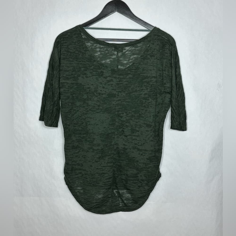 Sparkle & Fade Olive Burnout Henley 3/4 Sleeve High Low Top Size Small - Thumbnail 3