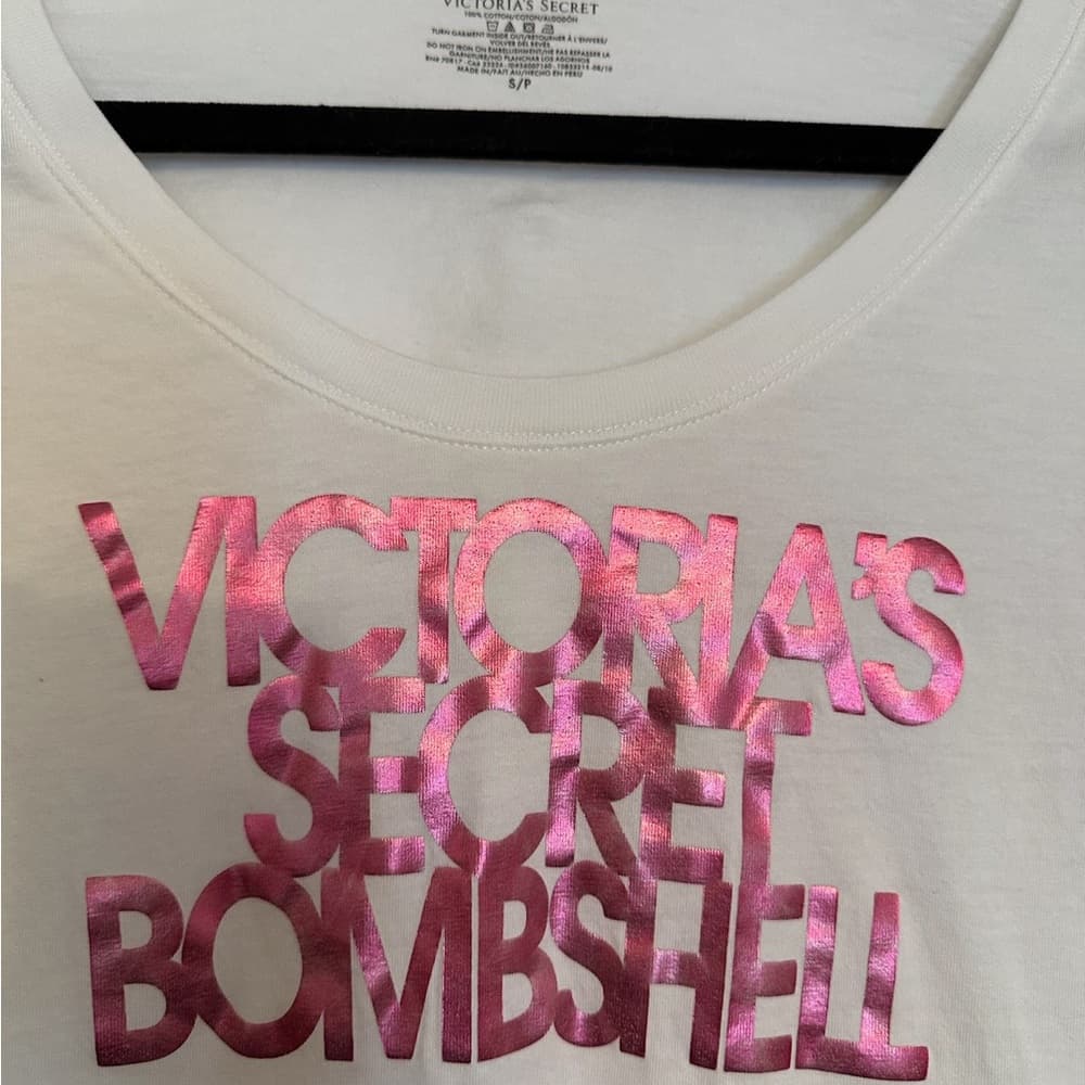 Victoria’s Secret Bombshell White w Metallic Pink Rare Y2K Graphic Tee Small - Thumbnail 4