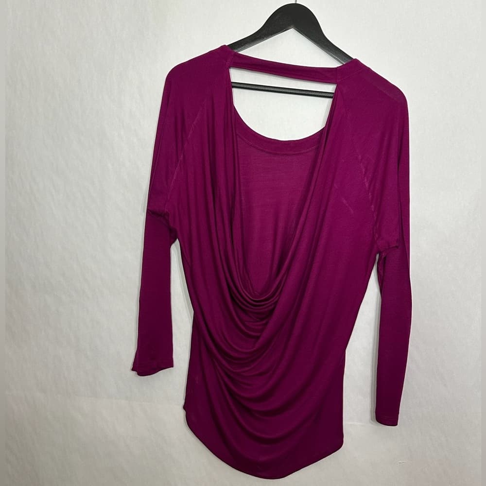 Express Magenta Open Back Drape Long Sleeve Top Size Medium SEE NOTES - Thumbnail 3