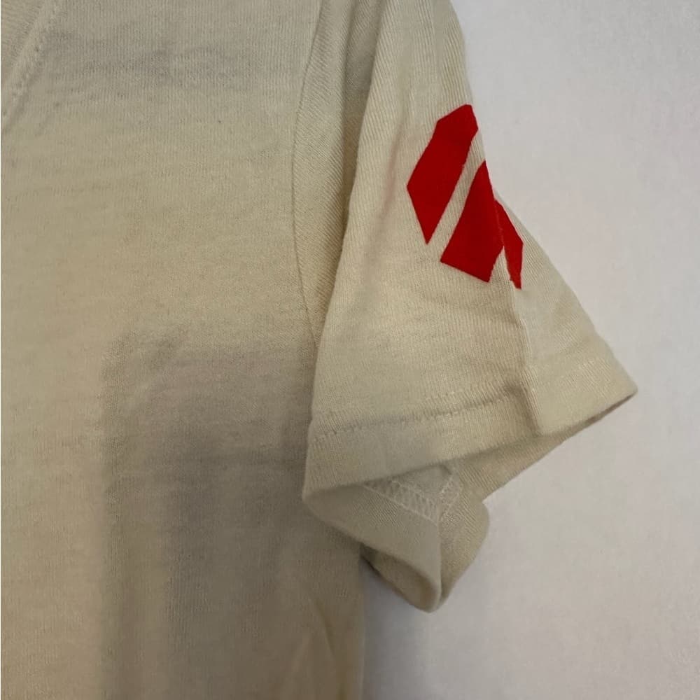 NWT UFC Women’s Cream V-Neck Graphic Tee Logo Short Sleeve Athletic Top Medium - Thumbnail 4