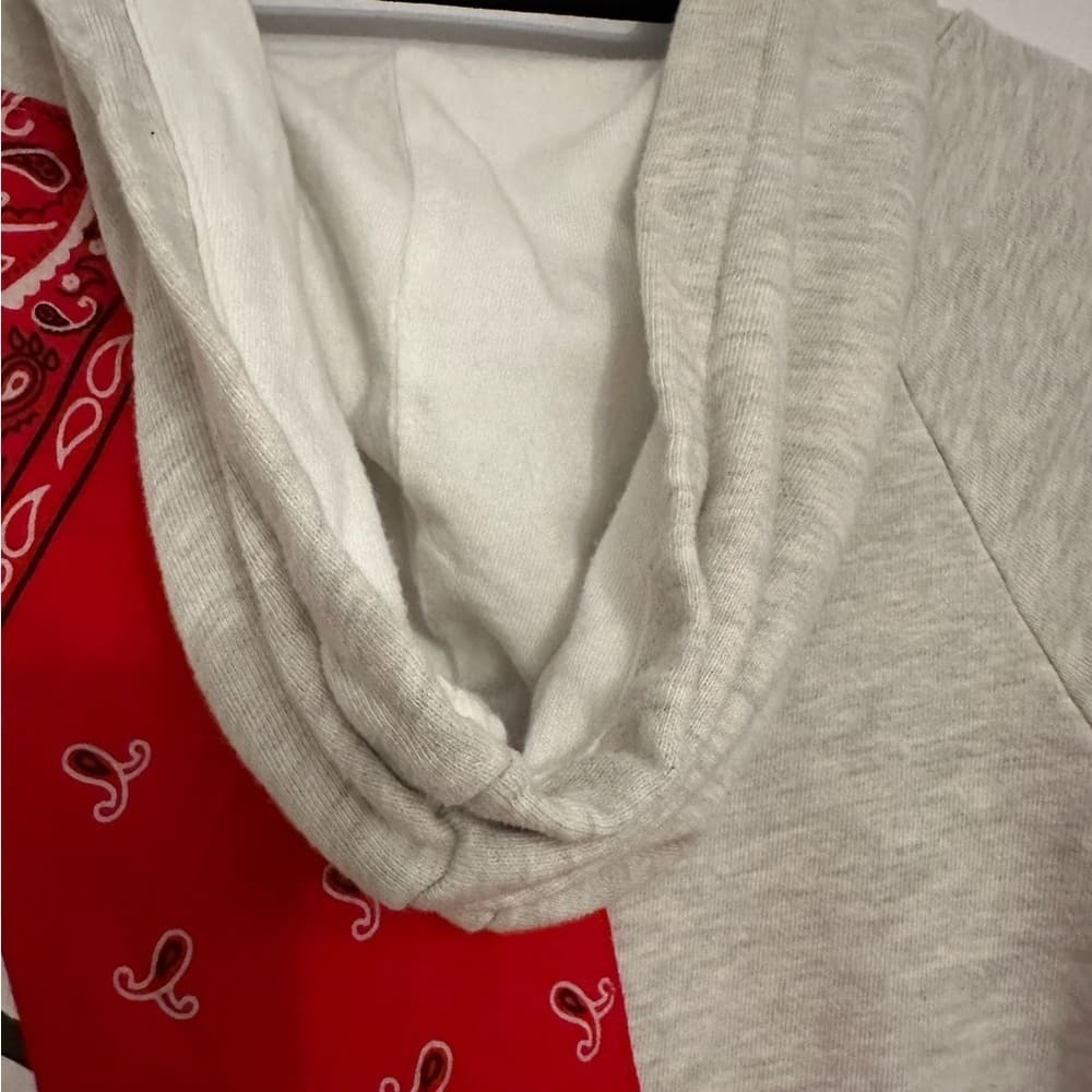 Daydreamer Snoopy Joe Cool Bandana Patchwork Crop Hoodie Heather Gray Size Small - Thumbnail 5